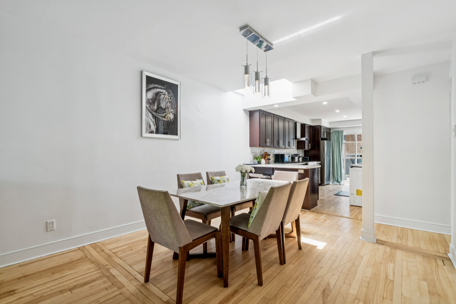 Photo - Salle à manger