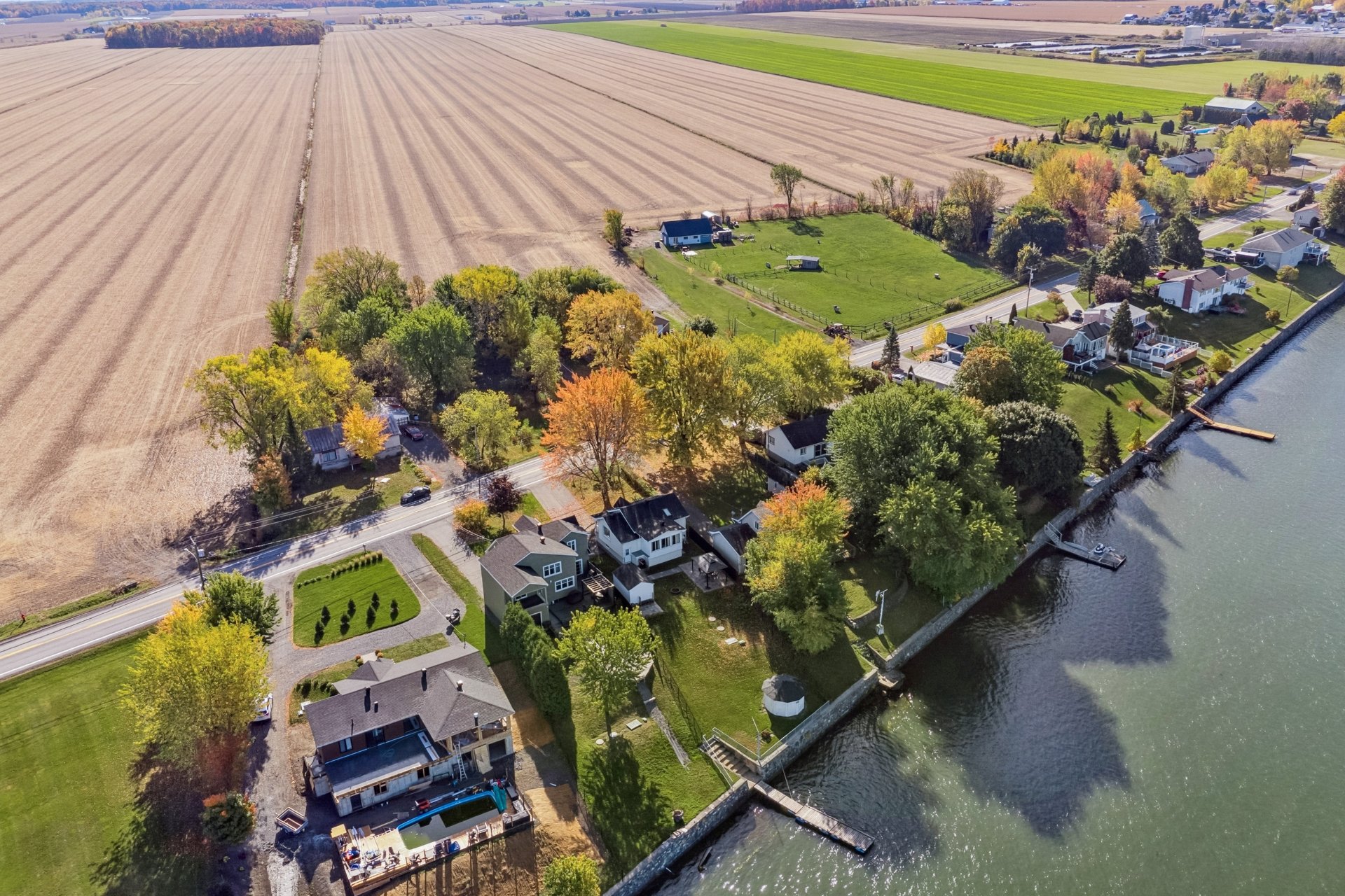 Photo - Overall View