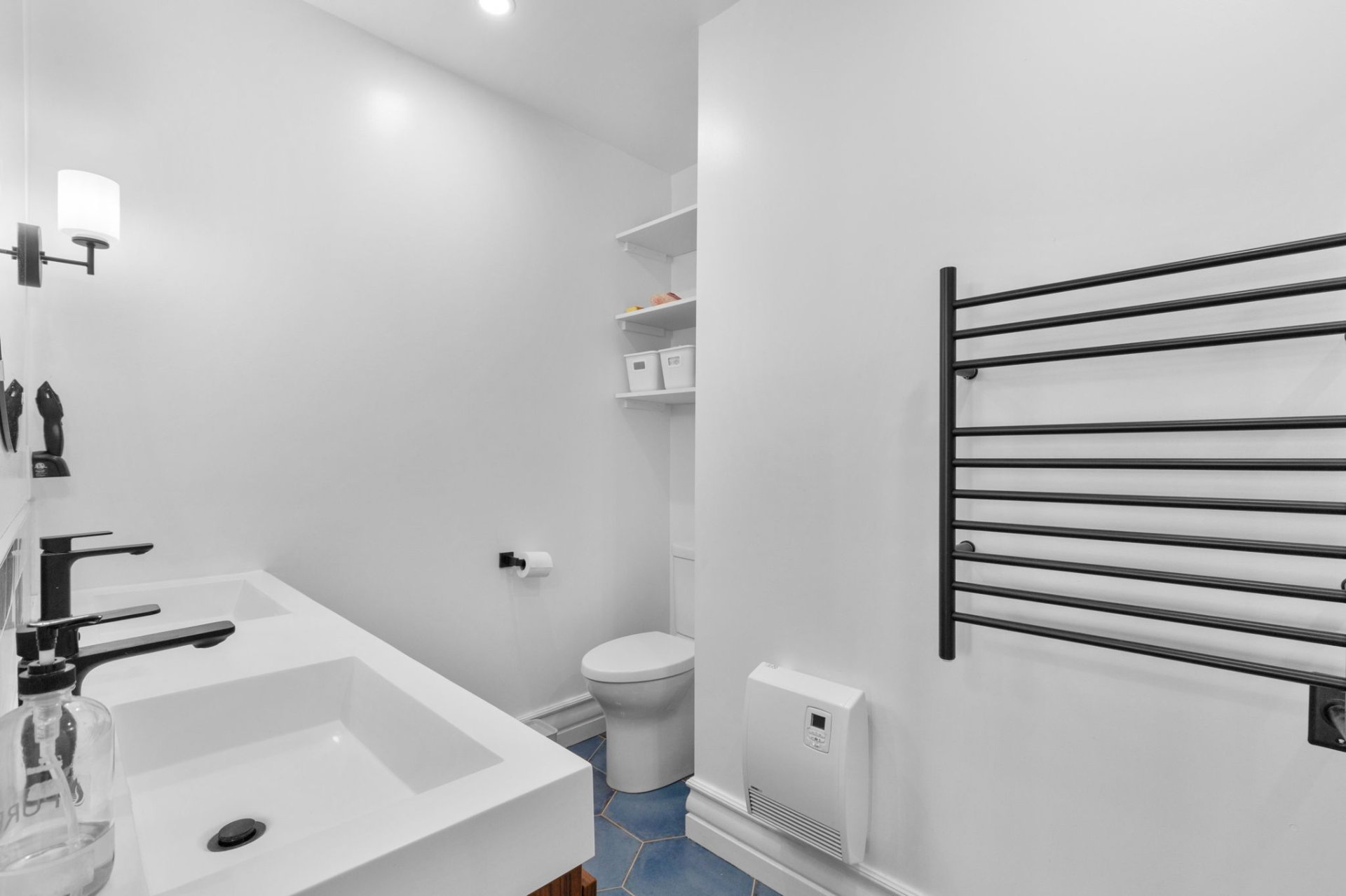 Salle de bains attenante à la CCP