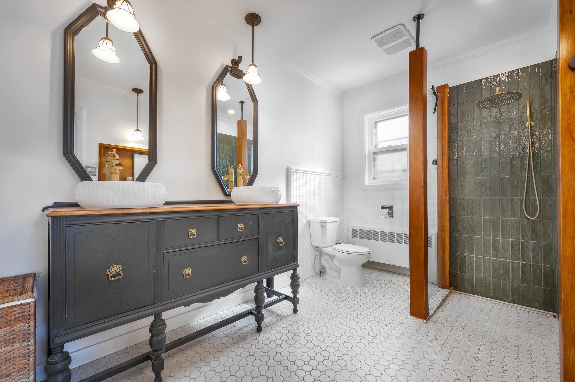 Salle de bains attenante à la CCP