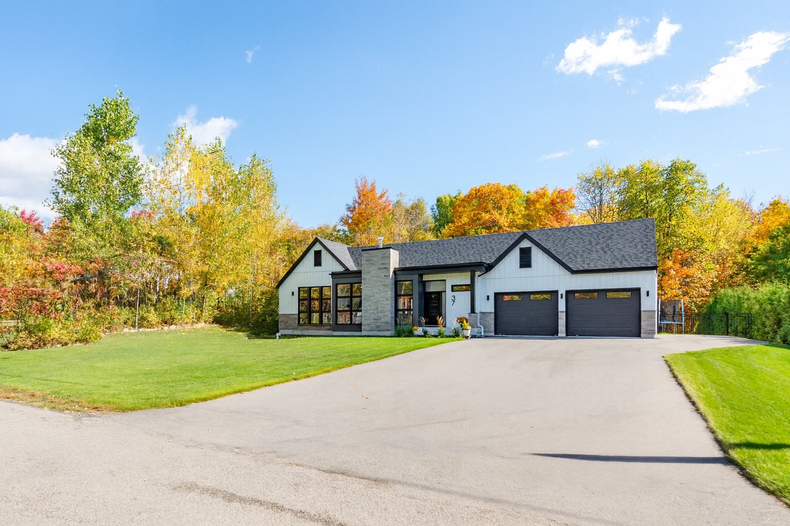 Photo - Stationnement