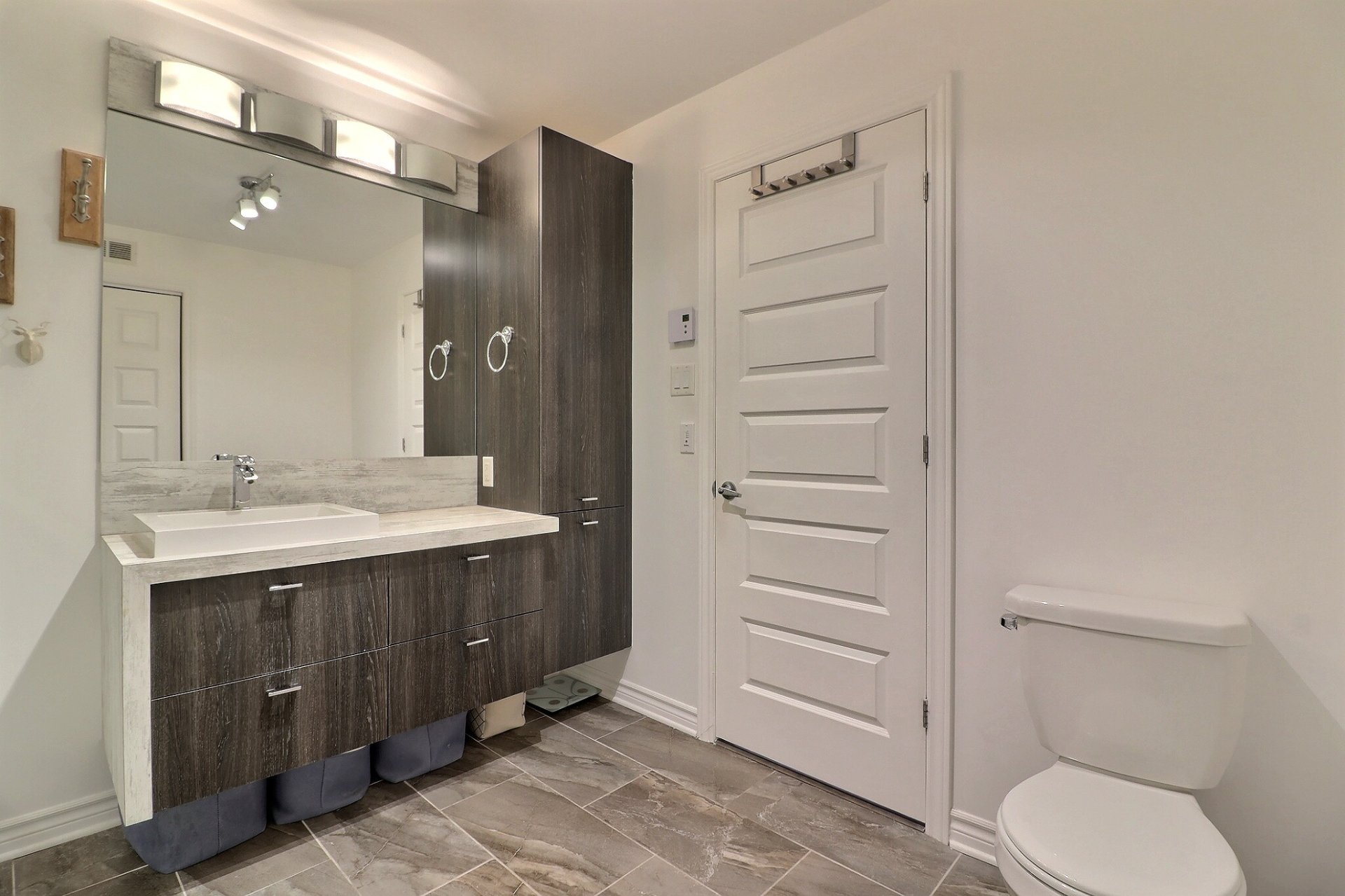 Photo - Bathroom