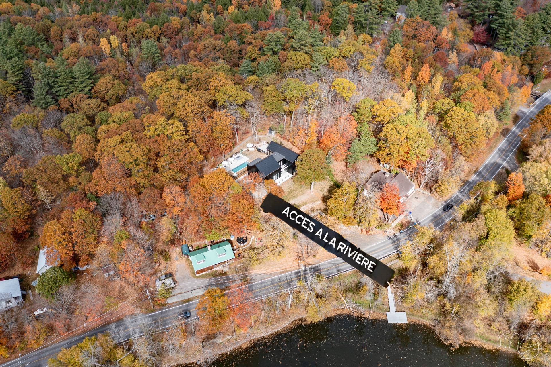Accès au plan d'eau
