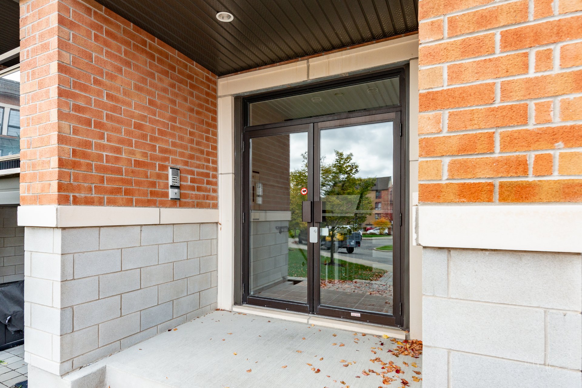 Photo - Entrée extérieure