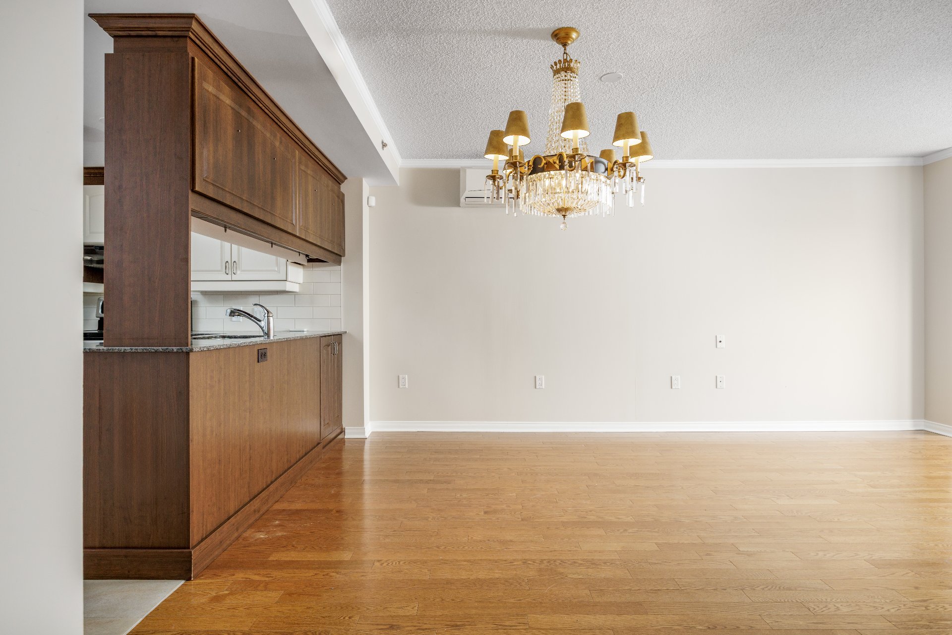 Photo - Dining room