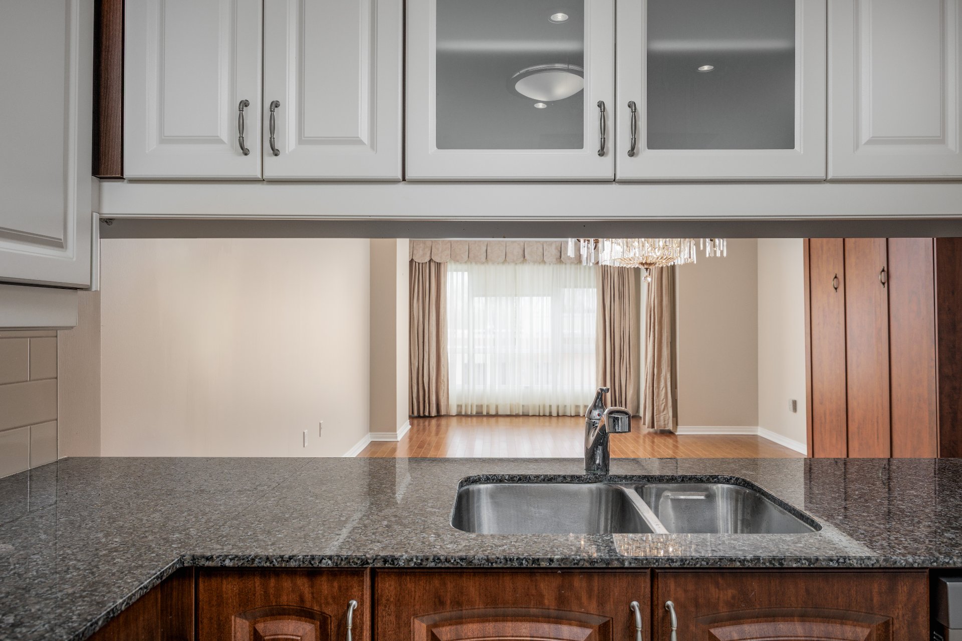 Photo - Kitchen