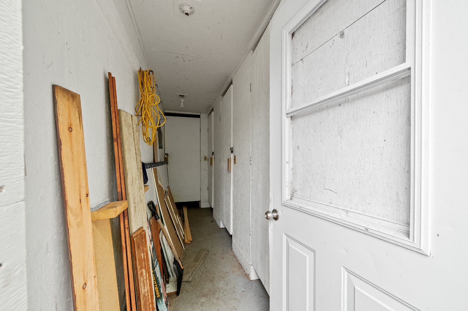 Photo - Garage
