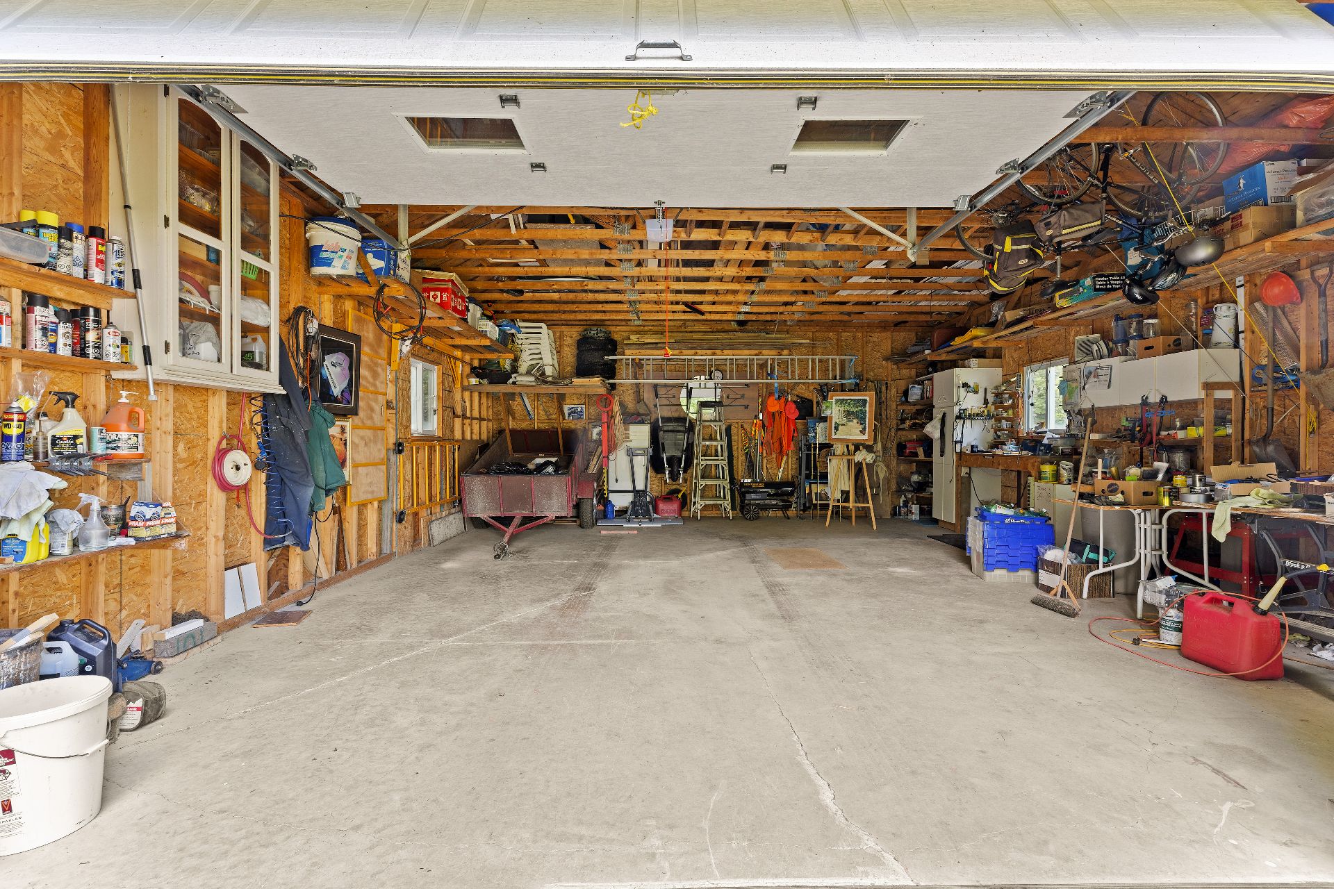 Photo - Garage