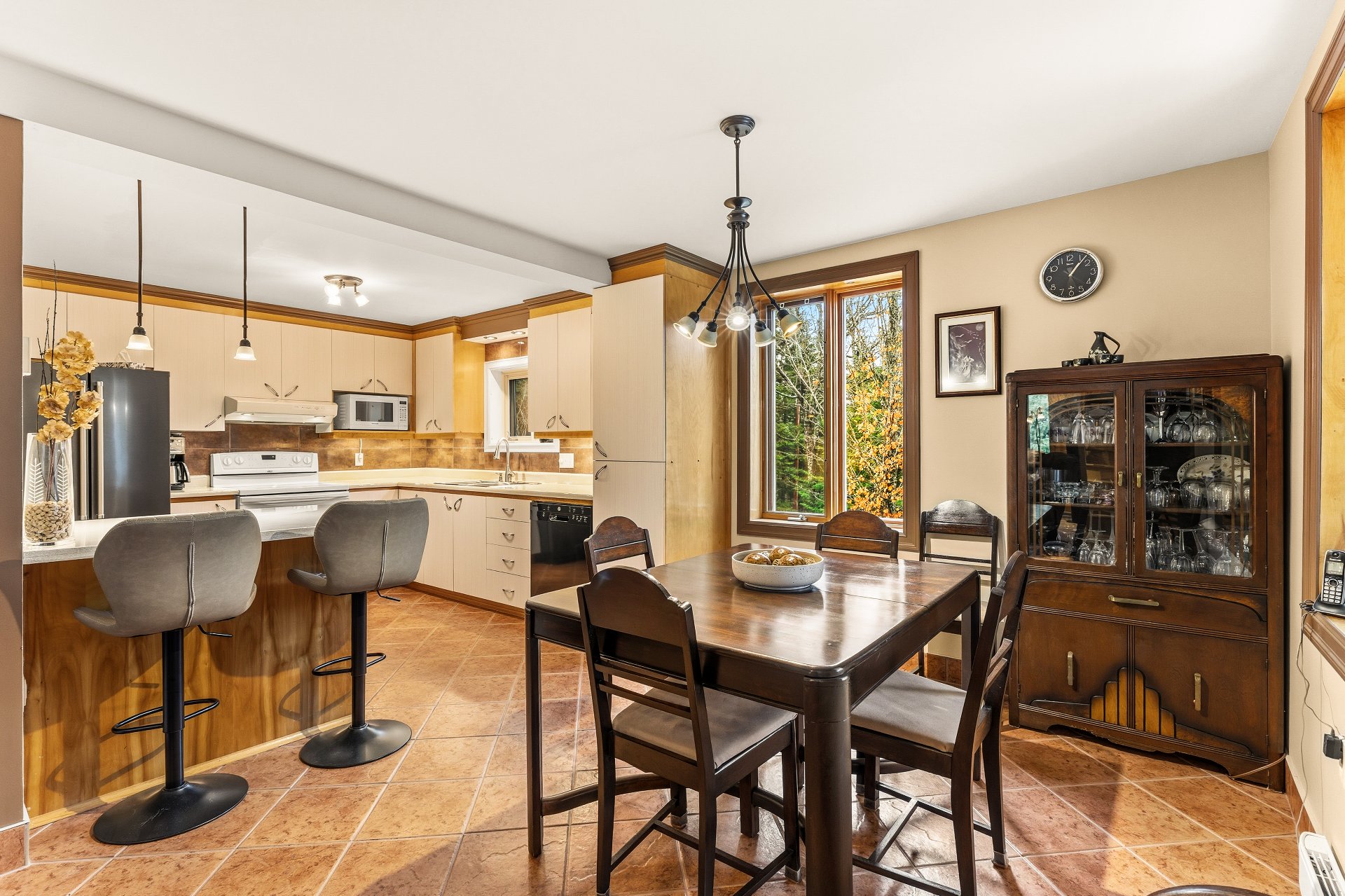 Photo - Salle à manger