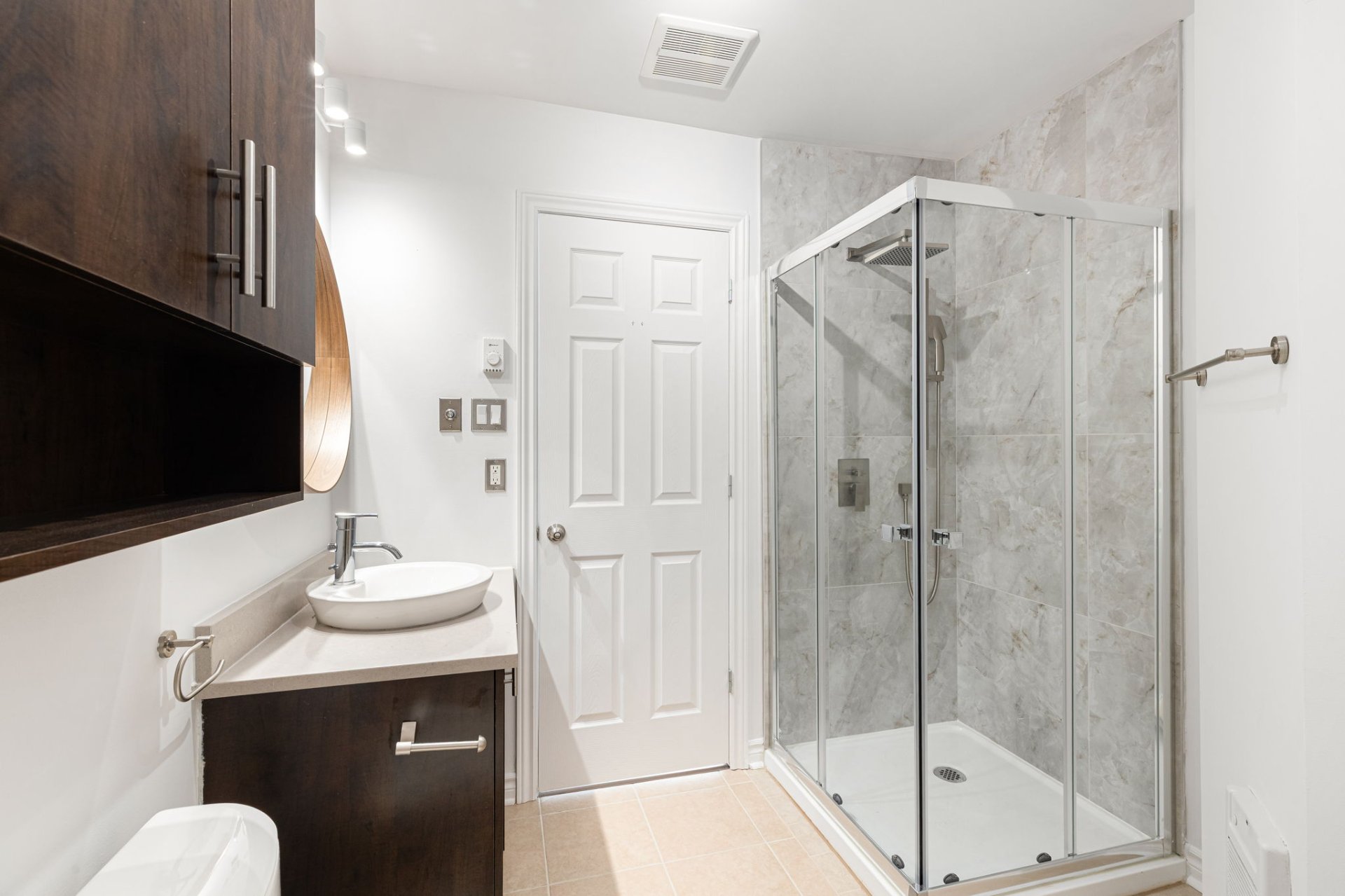Photo - Bathroom