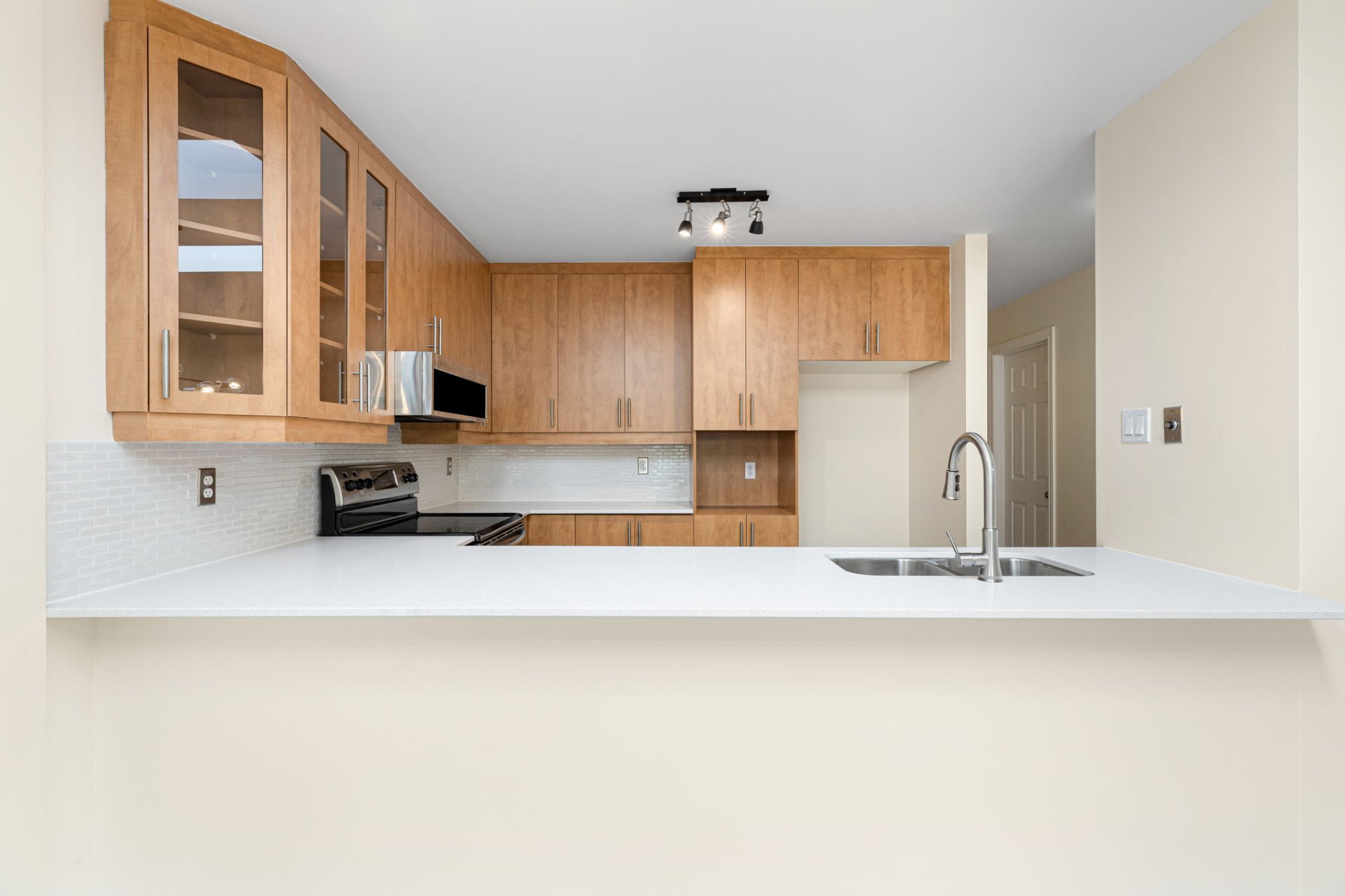Photo - Kitchen