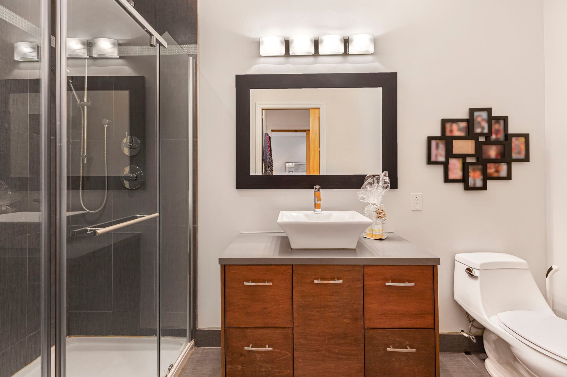 Ensuite bathroom