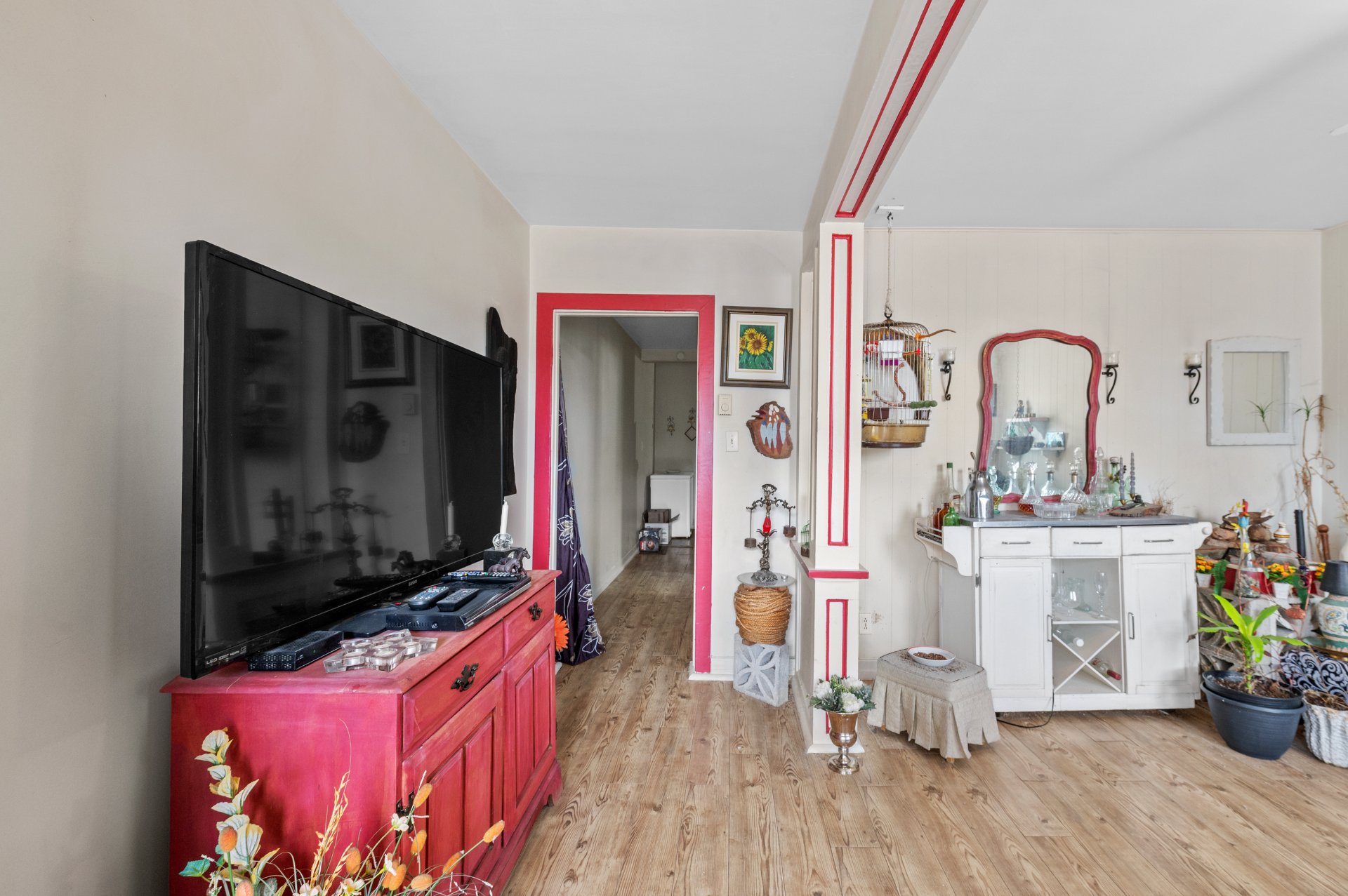 Photo - Salon