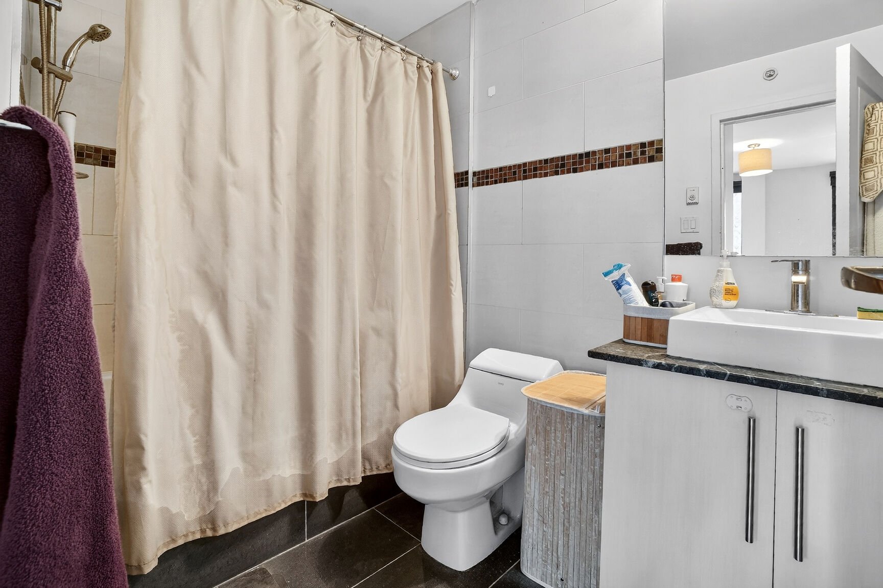 Salle de bains attenante à la CCP