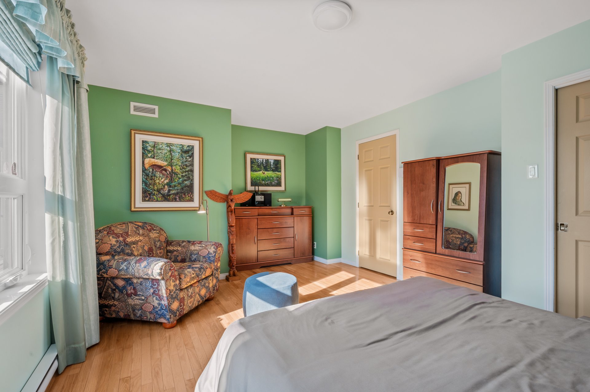 Primary bedroom