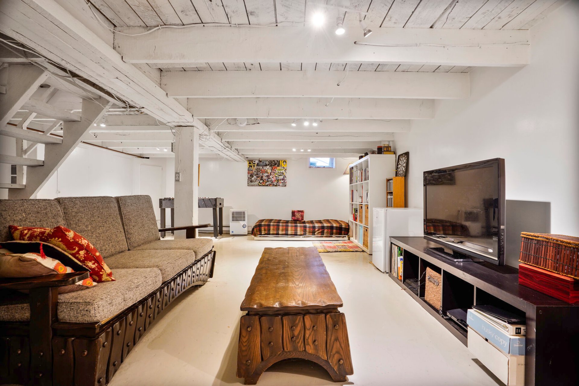 Photo - Family room