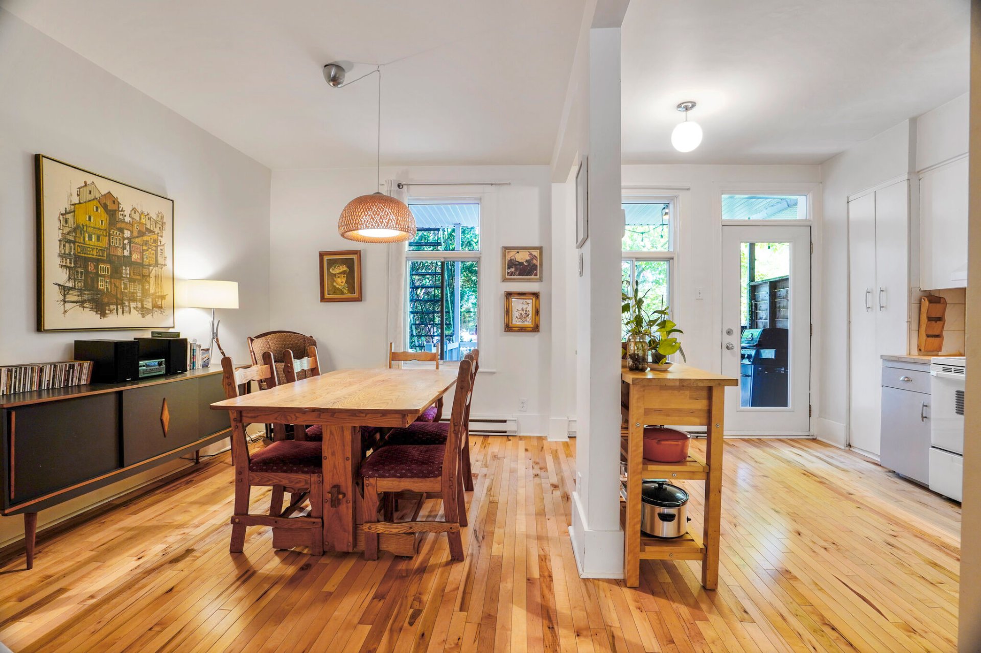 Photo - Dining room