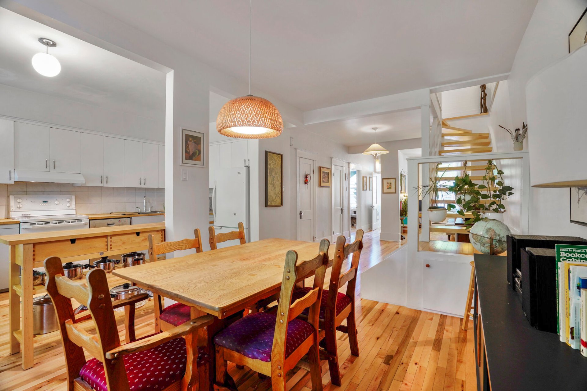 Photo - Dining room