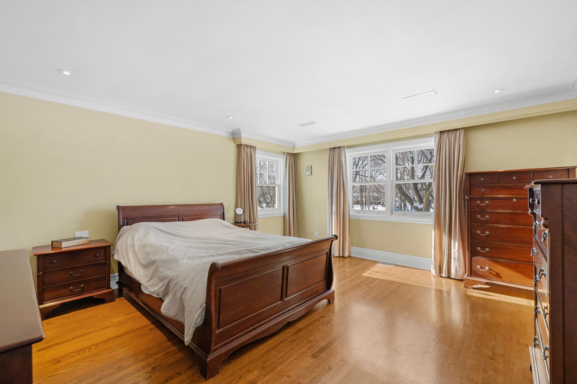 Primary bedroom