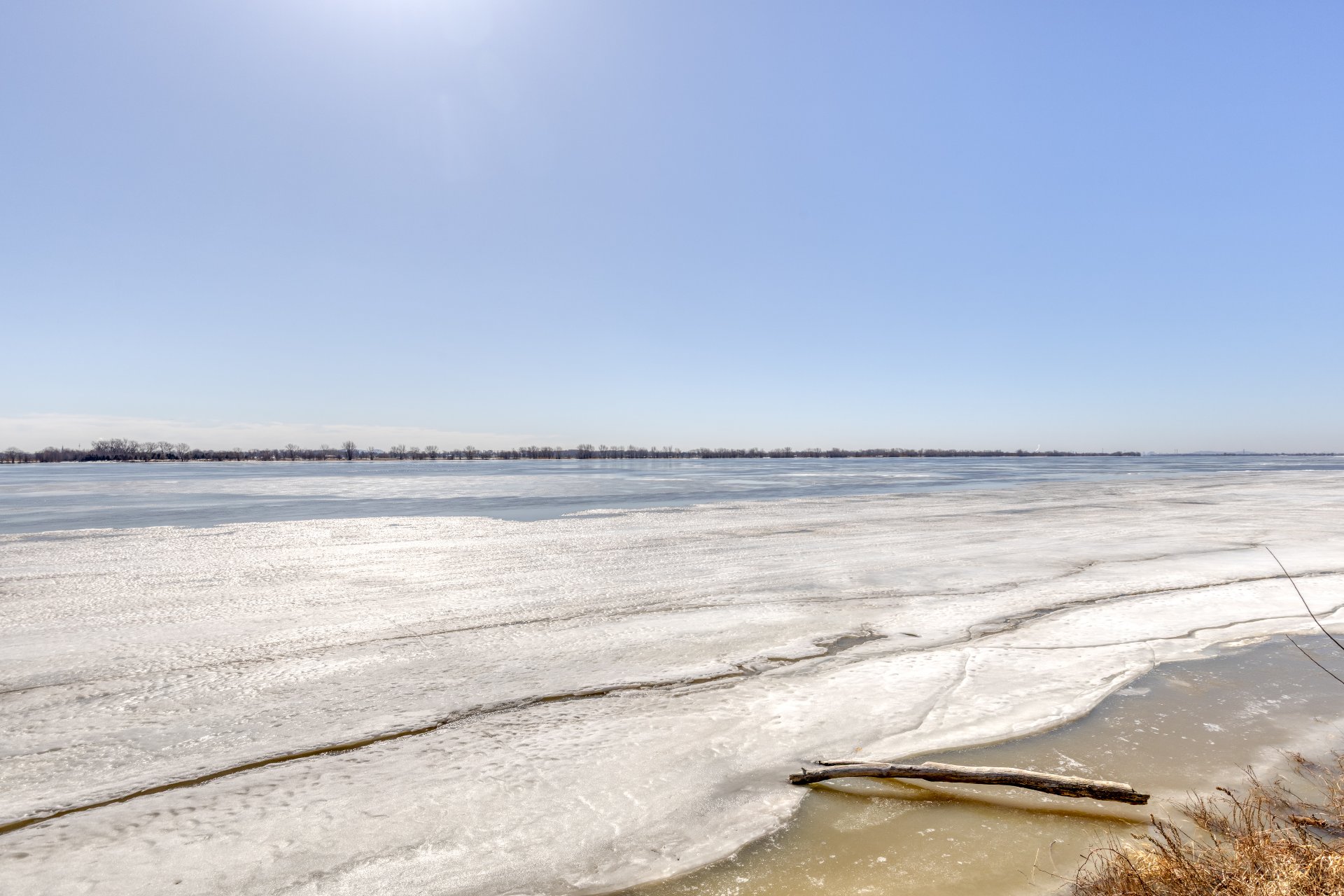 Accès au plan d'eau