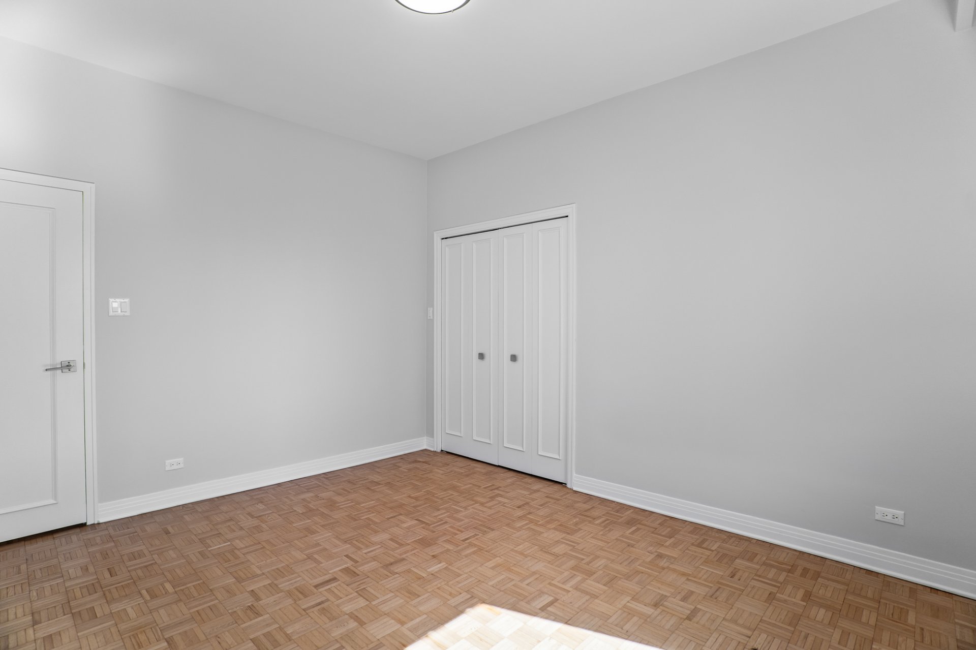 Chambre à coucher principale