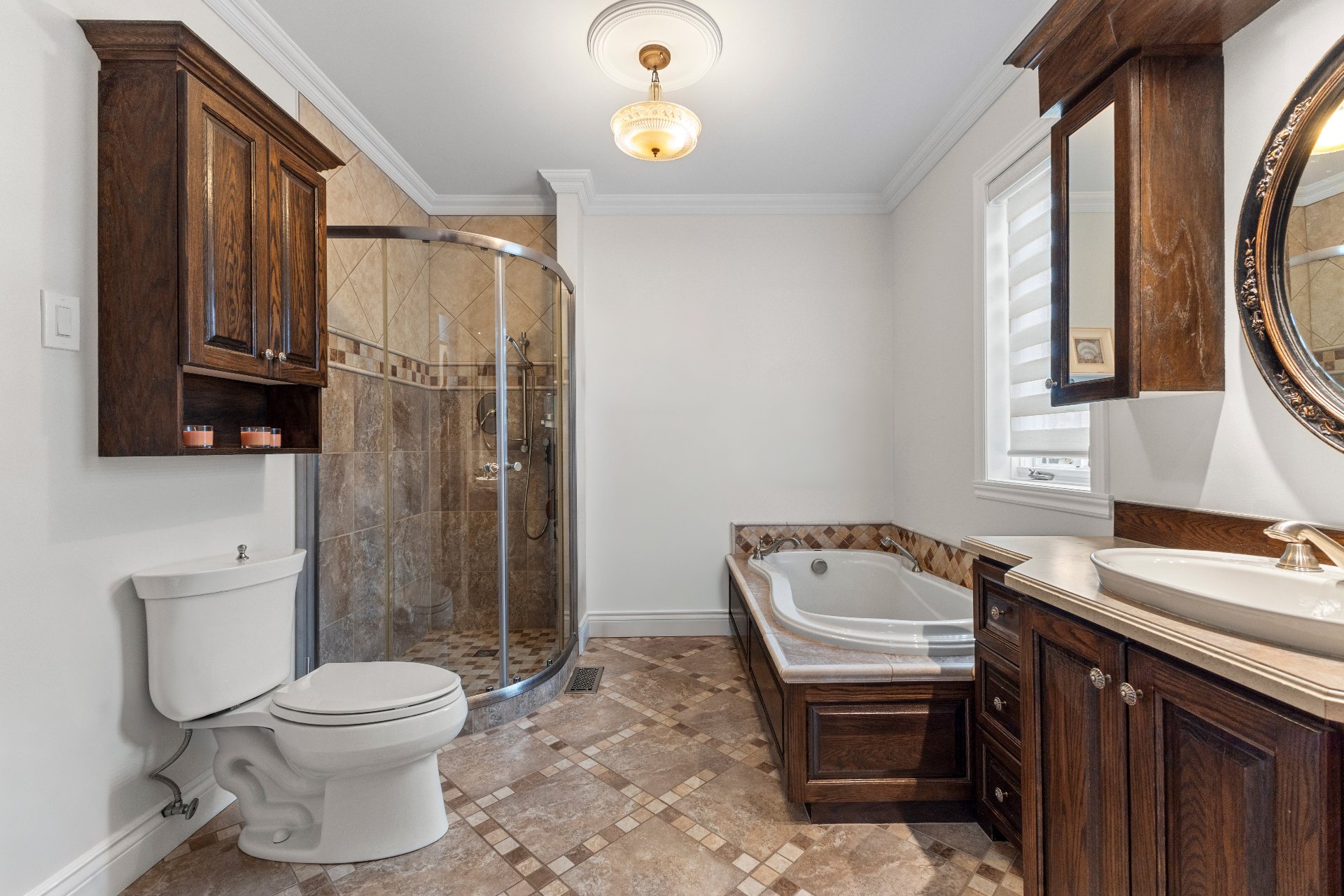 Salle de bains attenante à la CCP