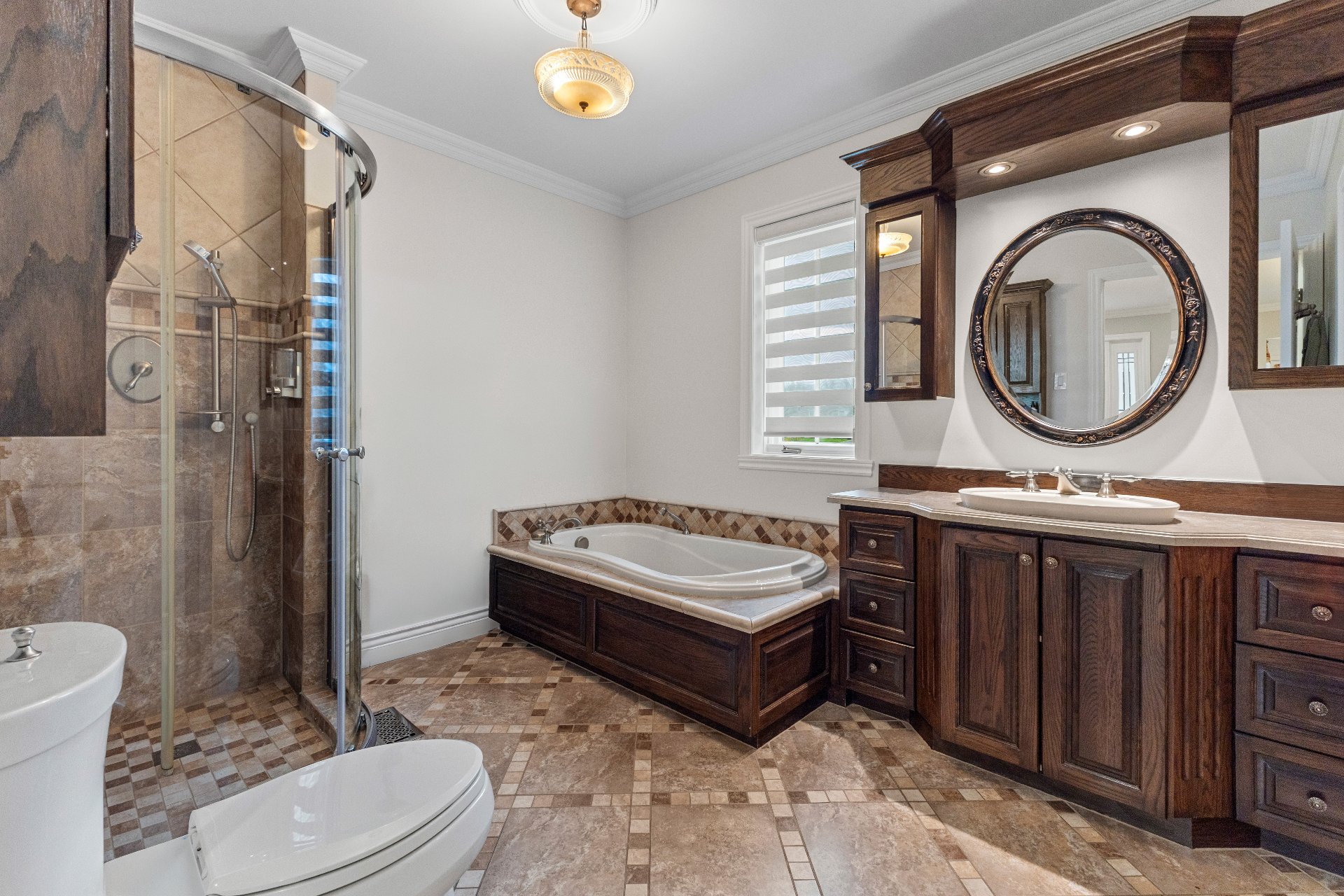 Salle de bains attenante à la CCP