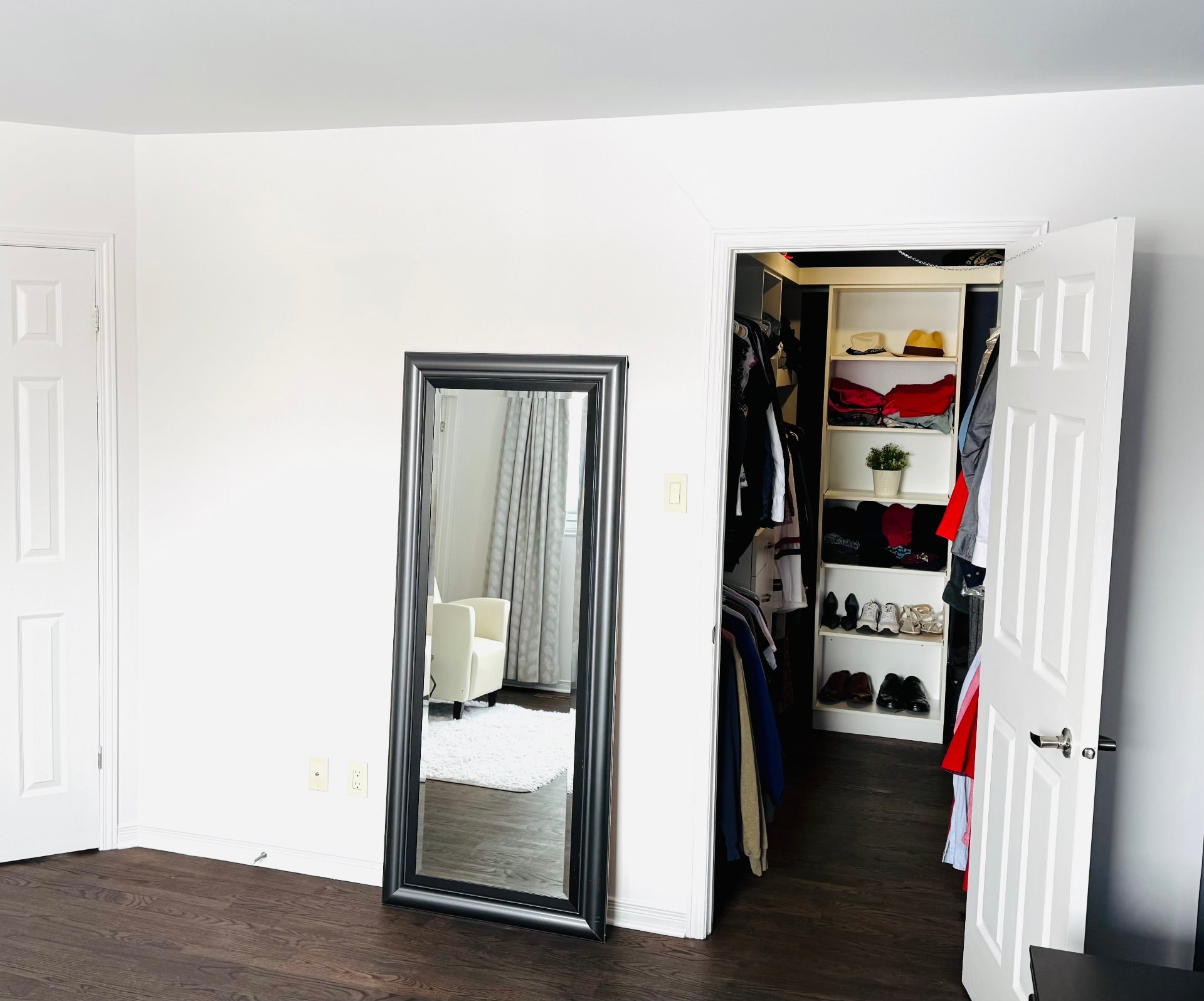 Photo - Penderie (Walk-in)
