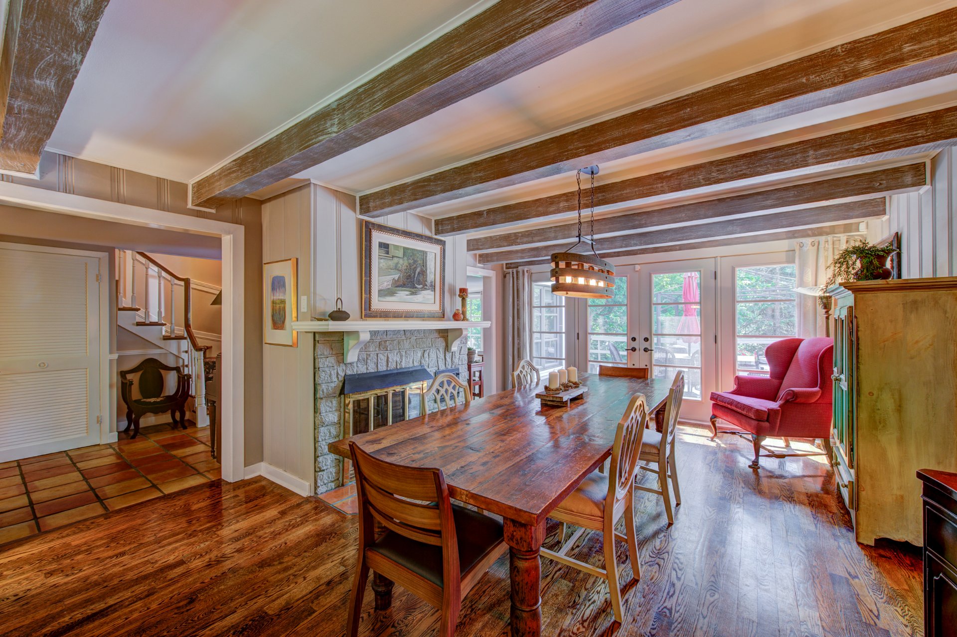 Photo - Dining room
