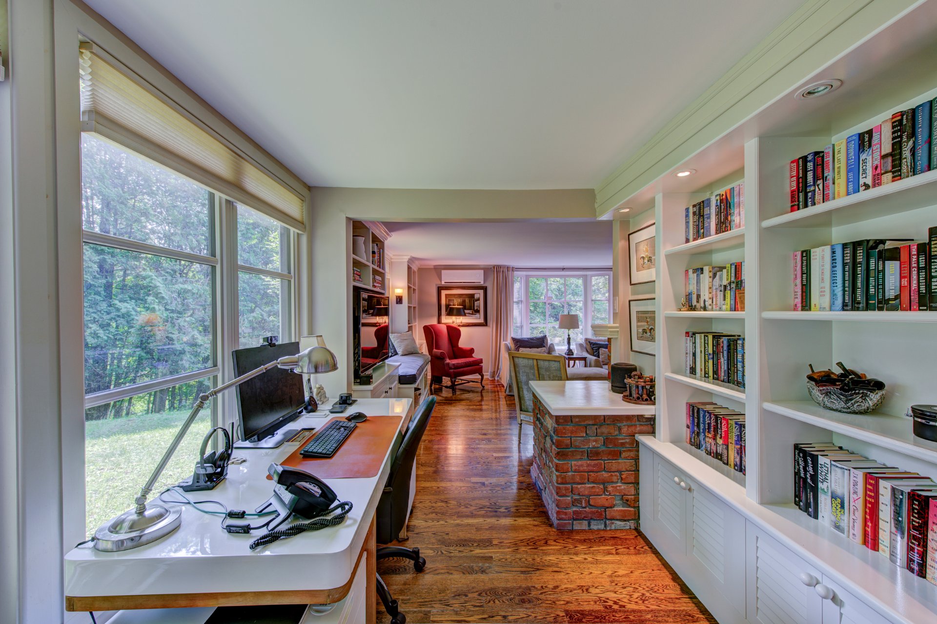 Photo - Office