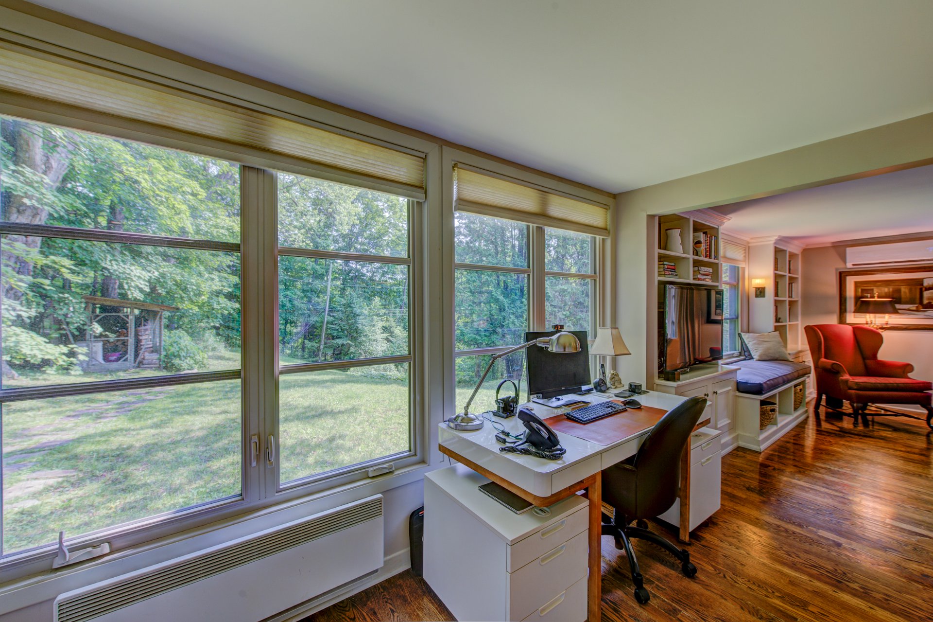 Photo - Office