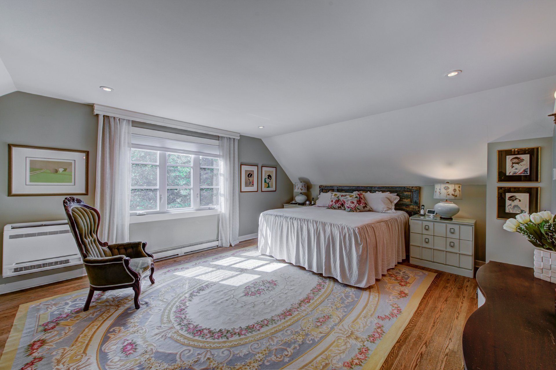 Photo - Primary bedroom