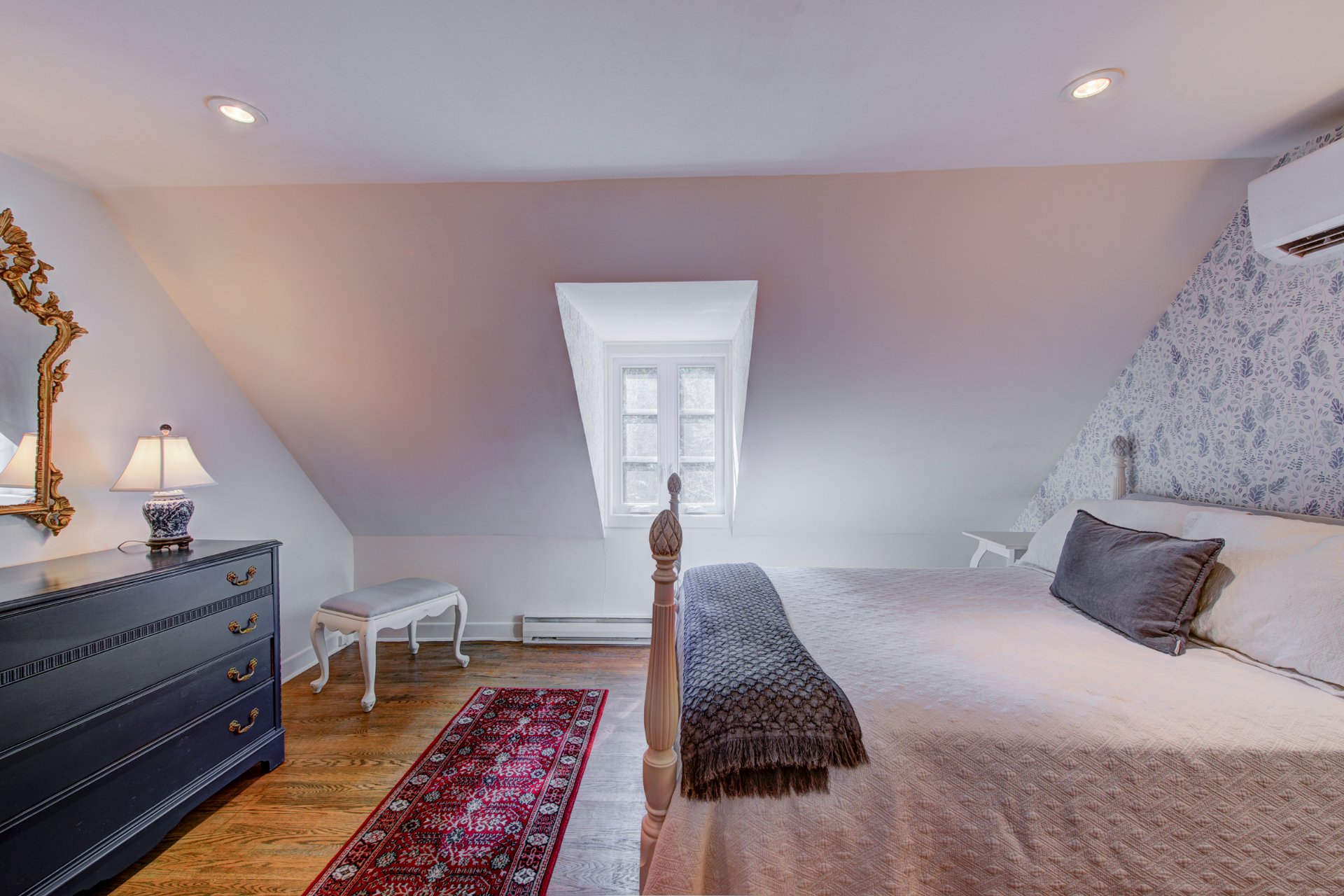 Photo - Bedroom