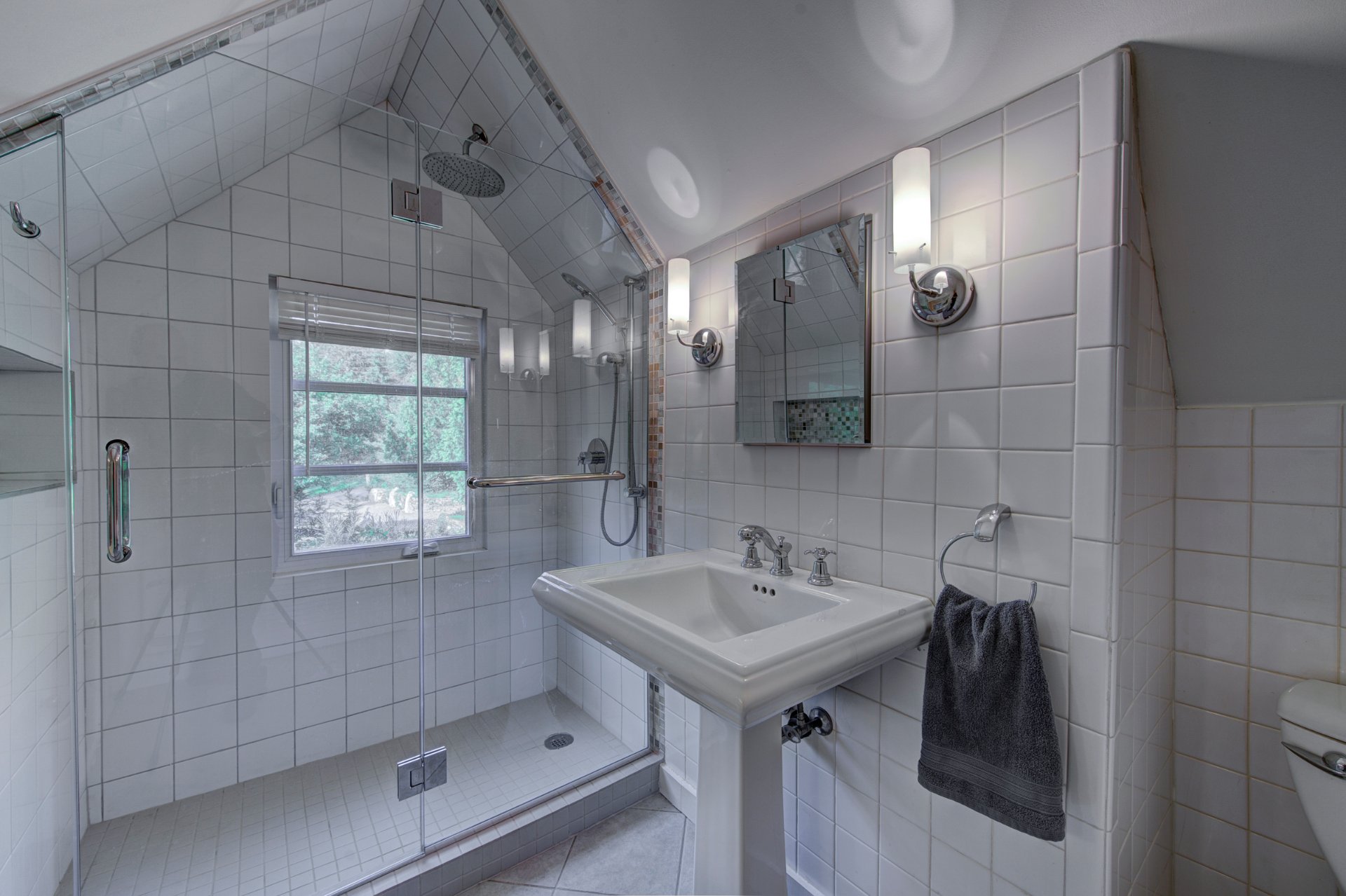 Photo - Bathroom
