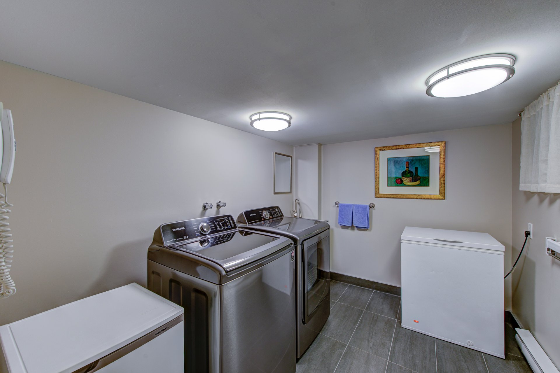 Photo - Laundry room