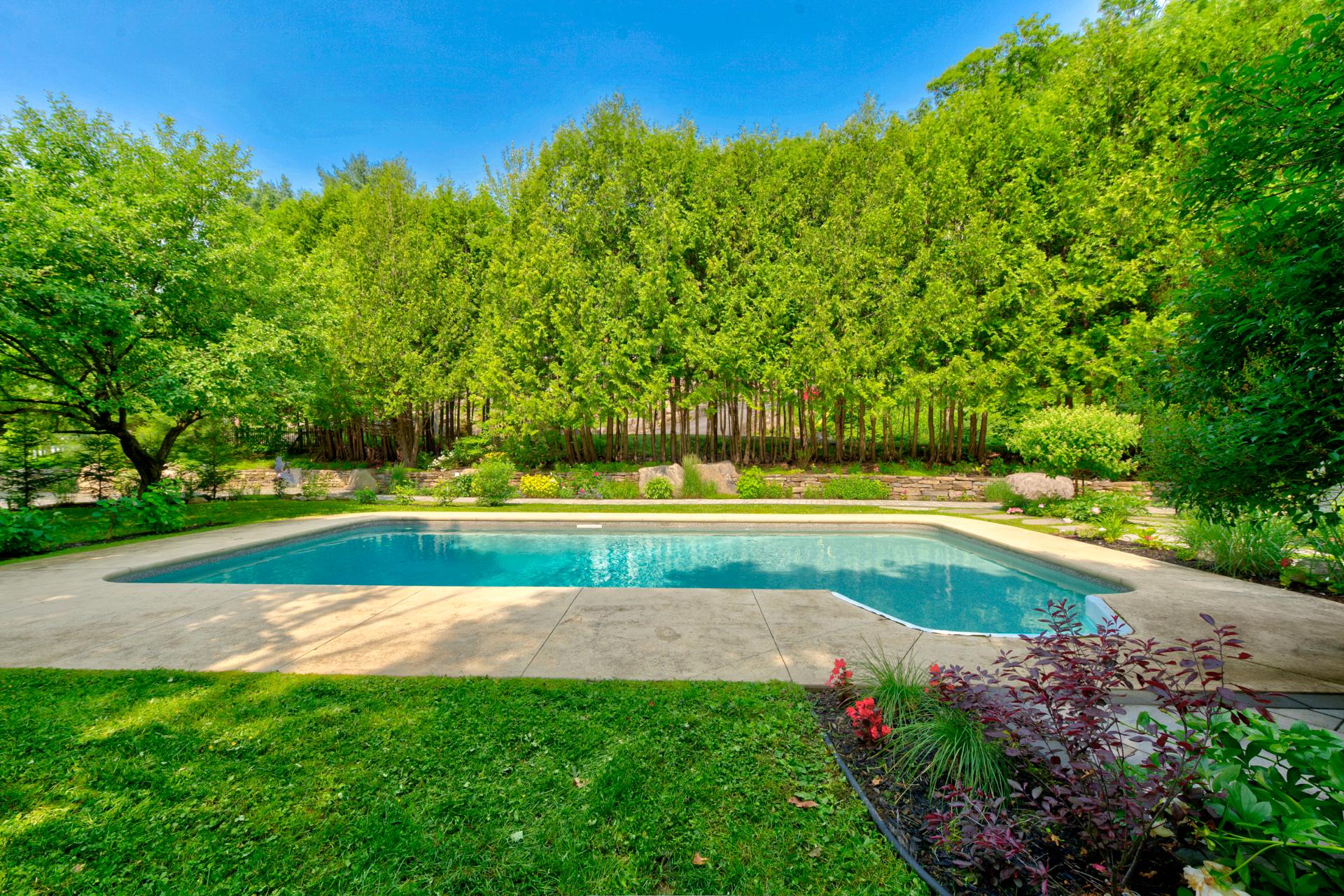 Photo - Pool