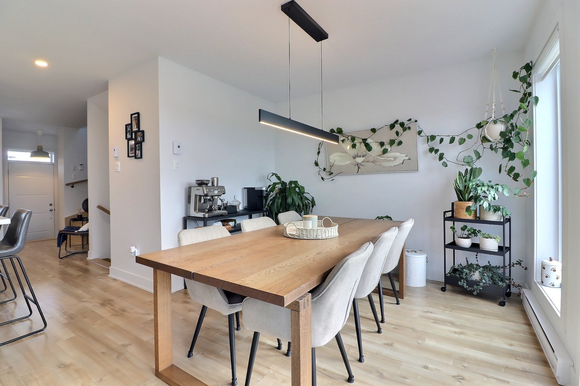 Photo - Dining room