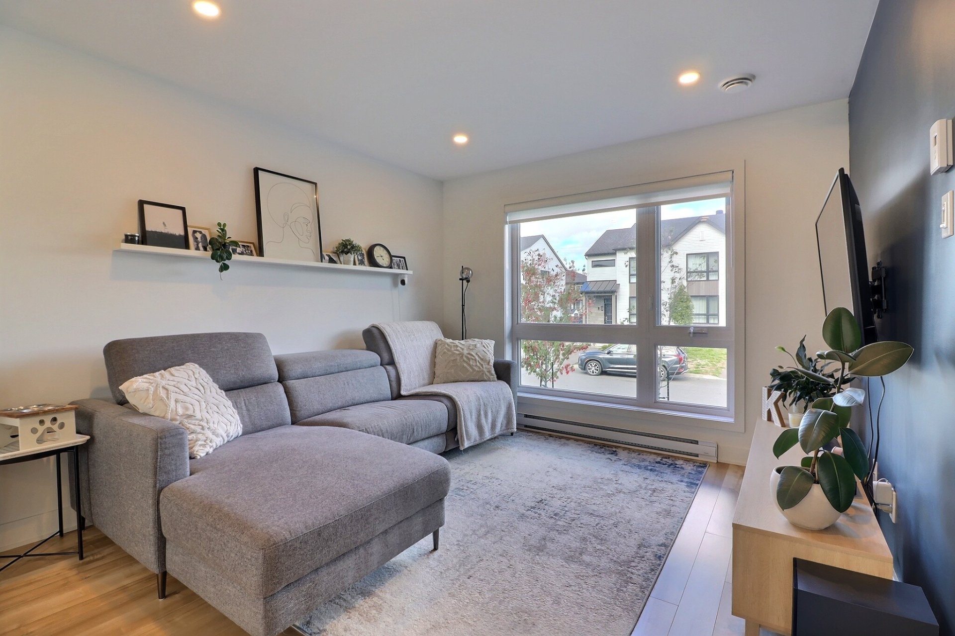 Photo - Living room