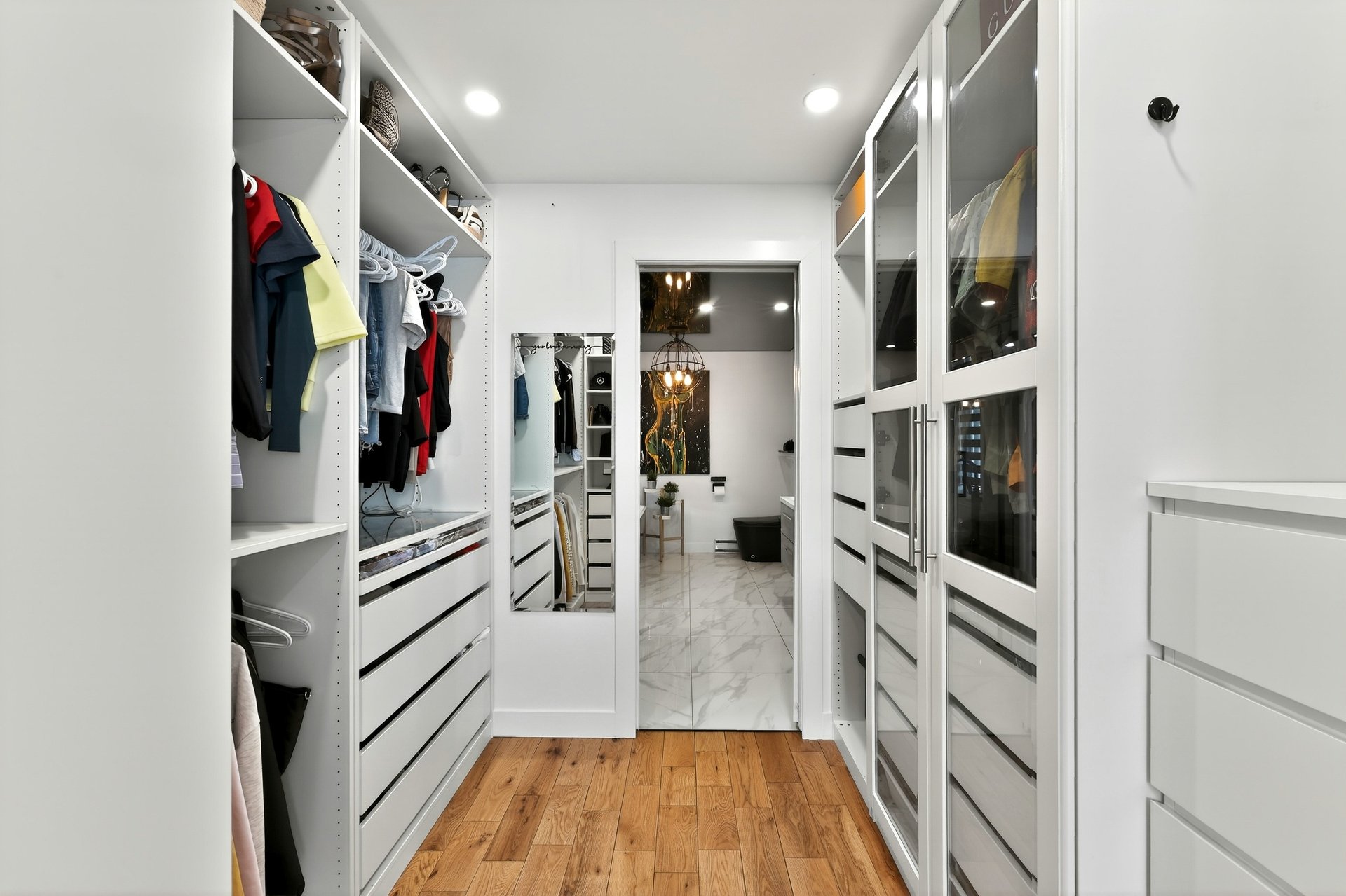 Photo - Walk-in closet