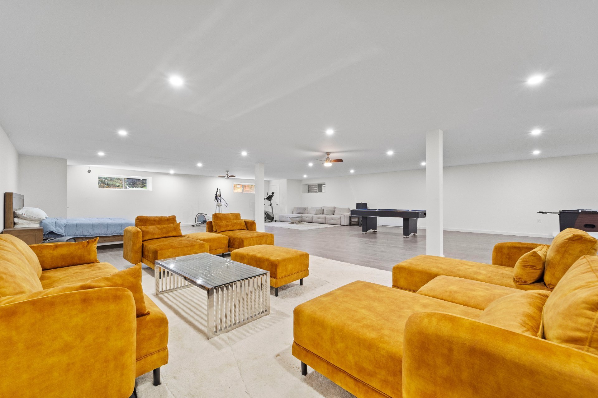 Photo - Family room