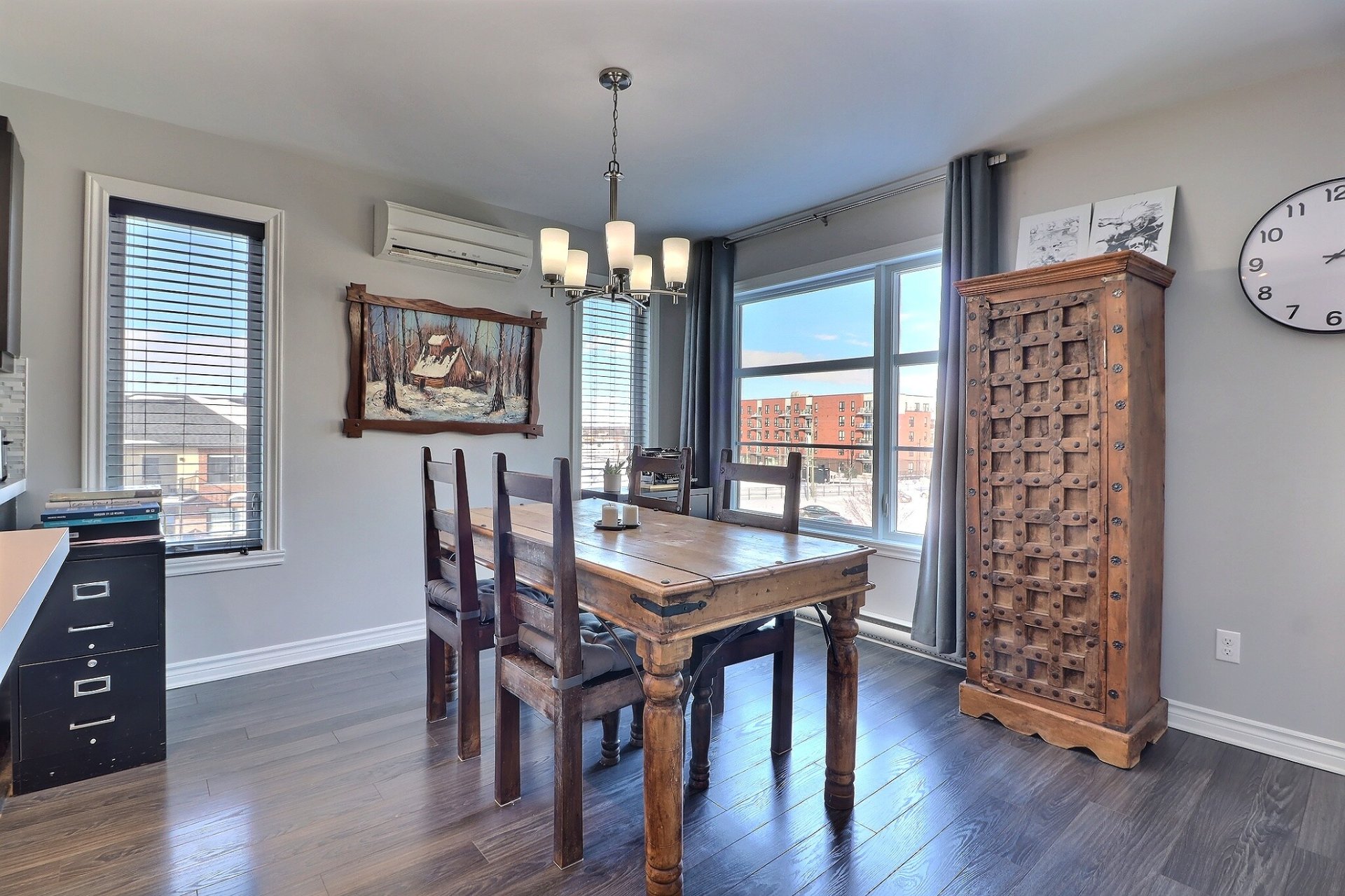 Photo - Dining room