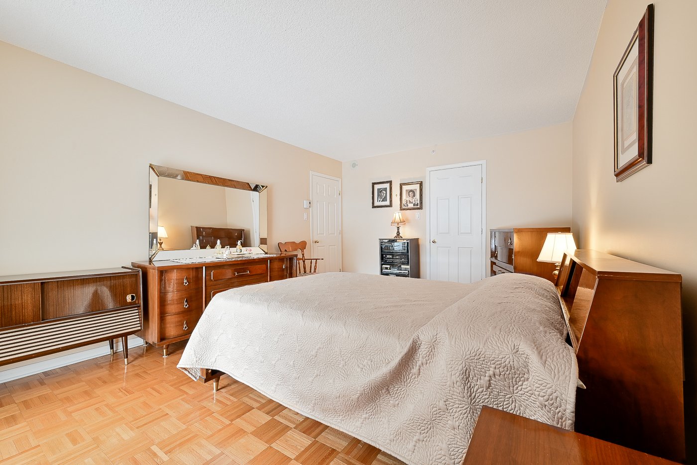 Chambre à coucher principale