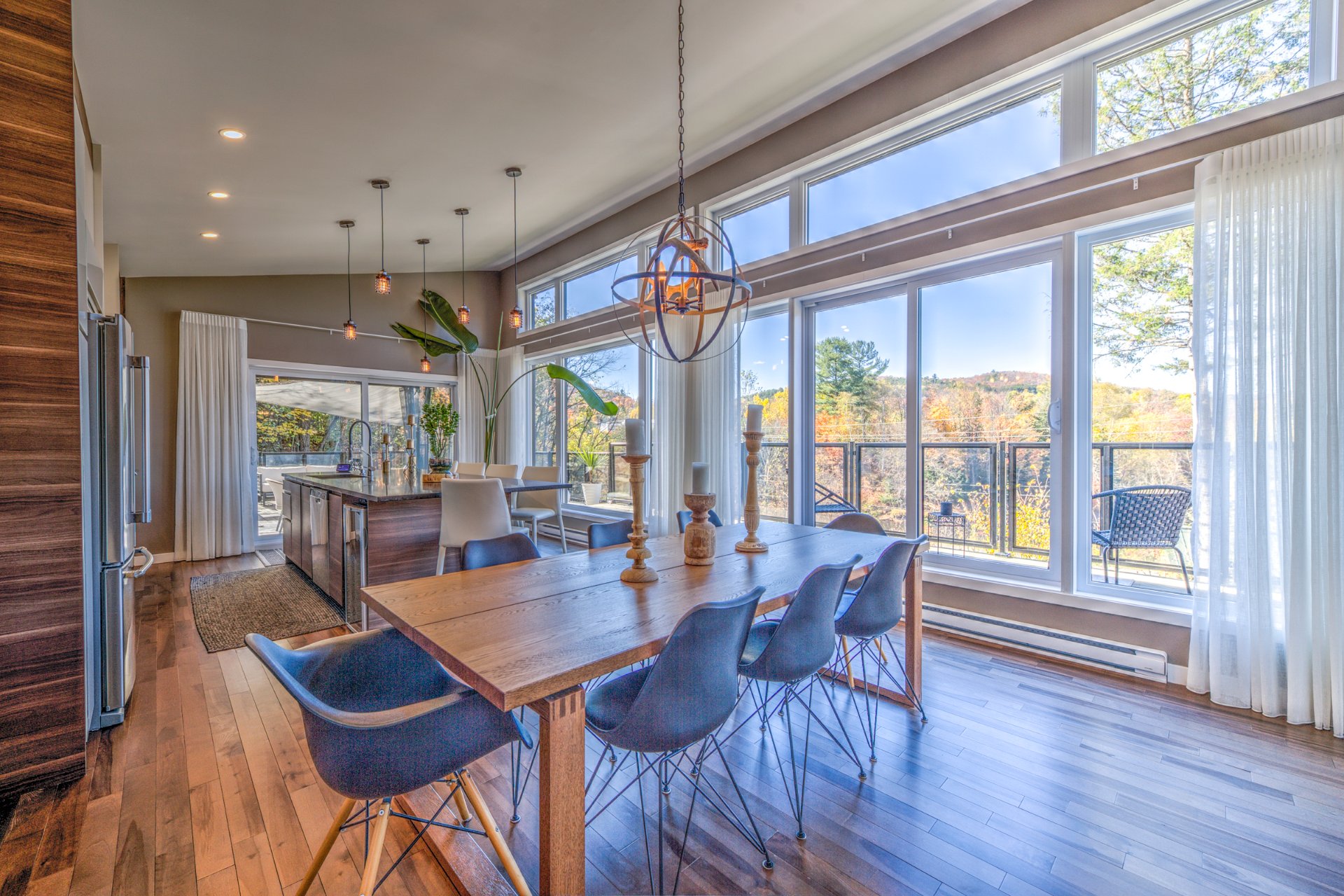 Photo - Salle à manger