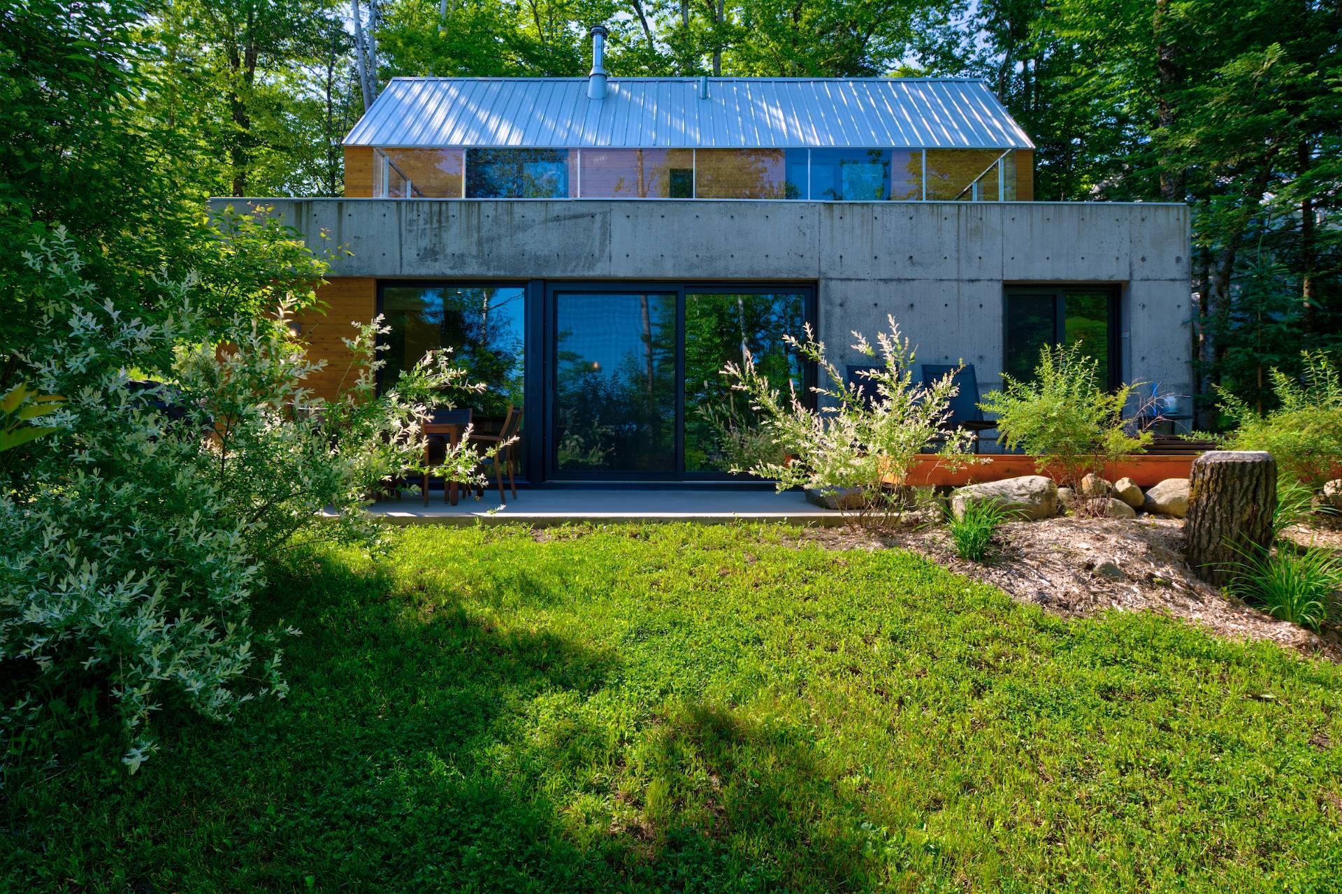 Two or more storey for sale, Lac-Supérieur