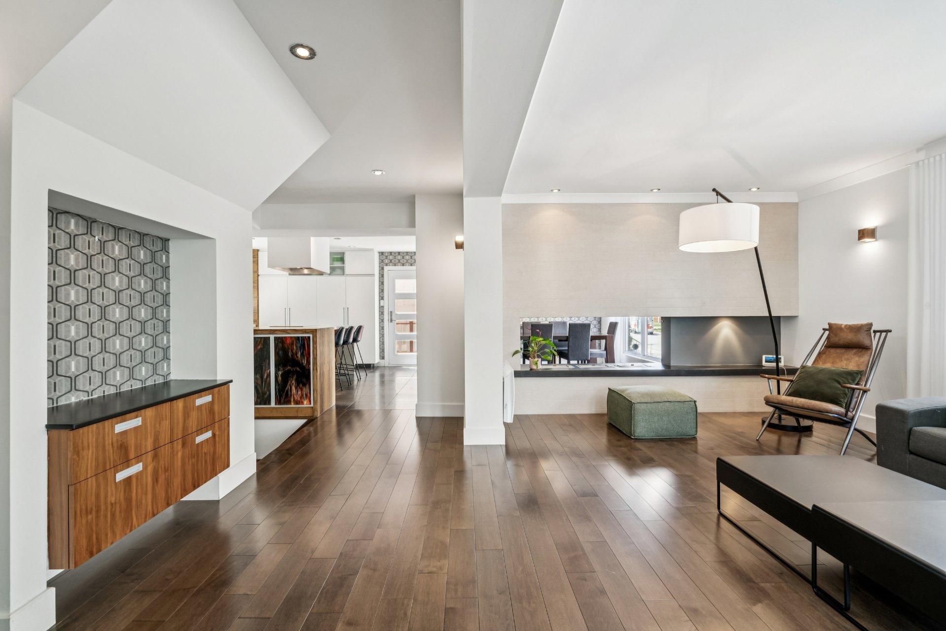 Photo - Salon