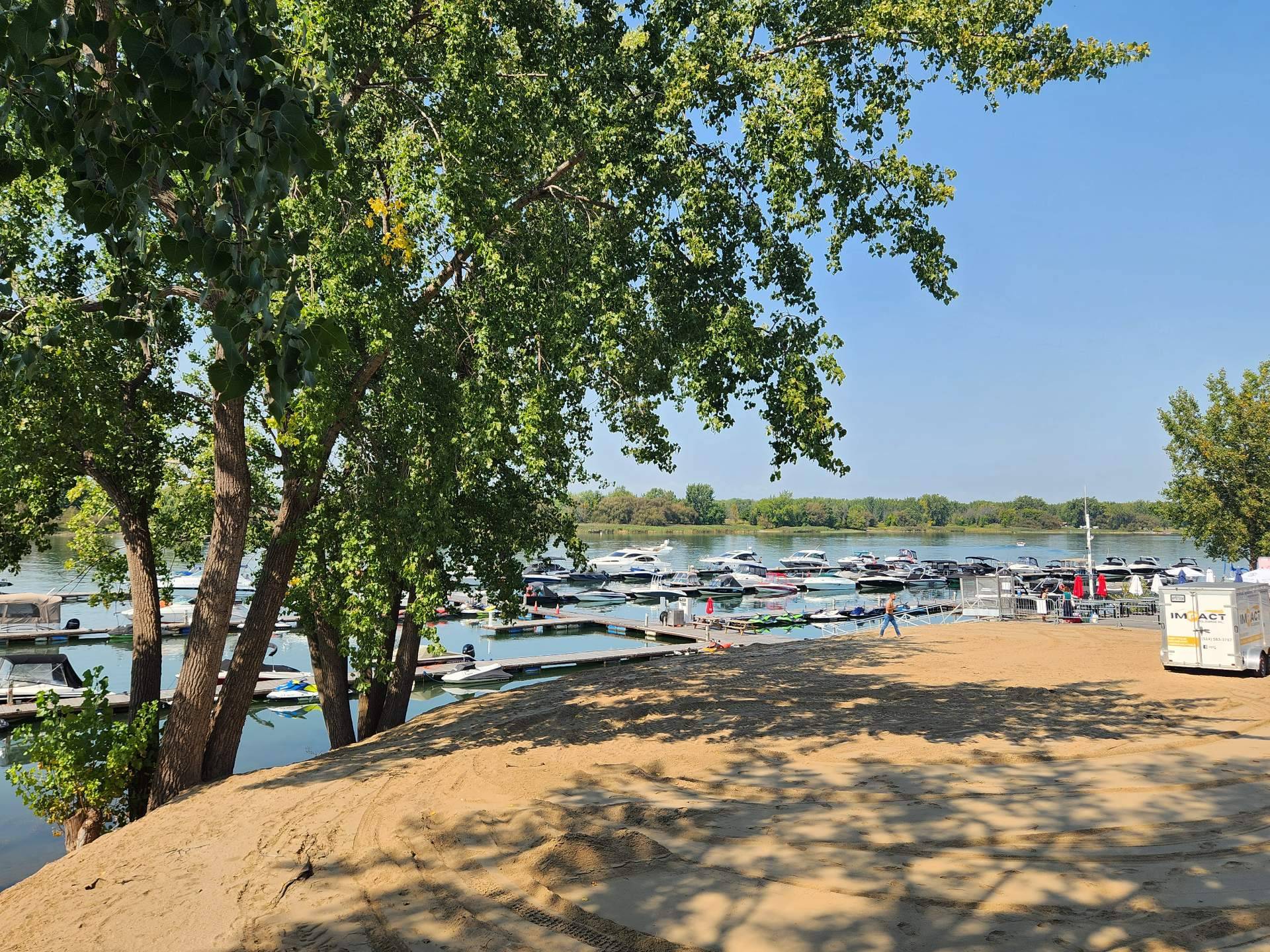 Vue sur l'eau