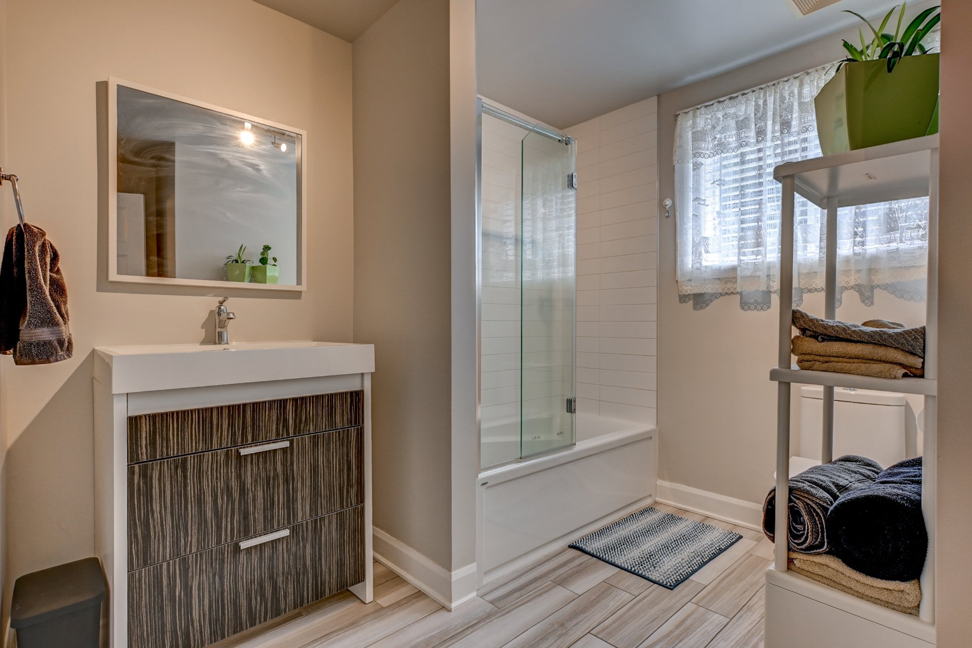Ensuite bathroom