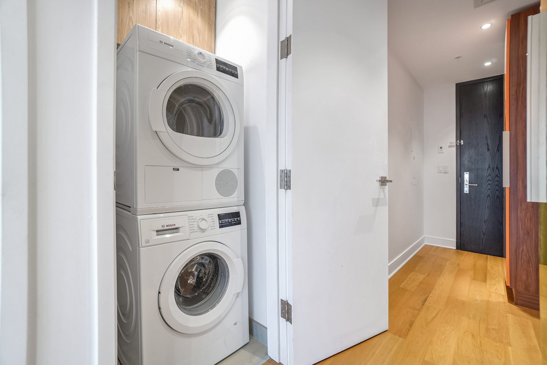 Photo - Laundry room