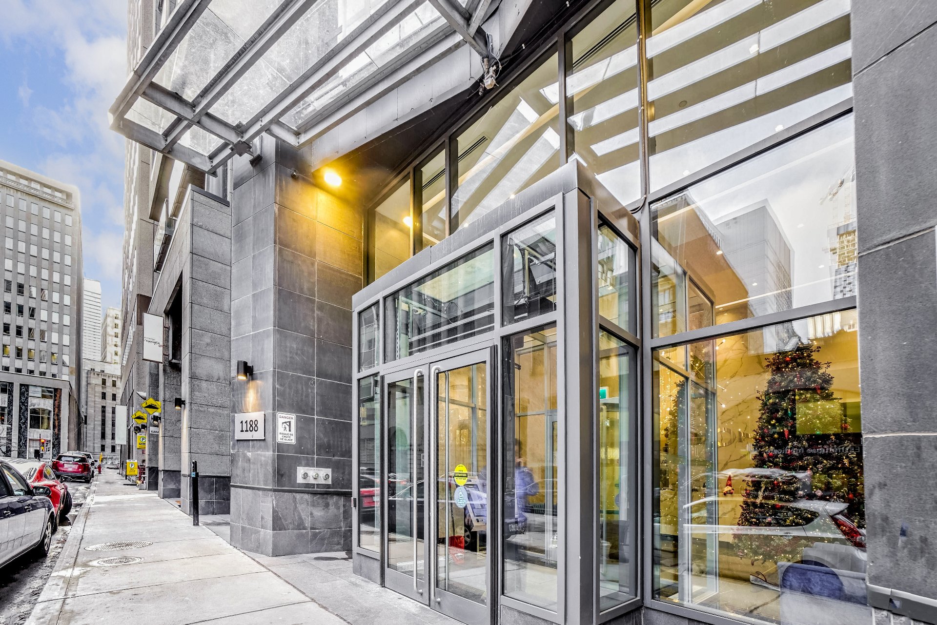 Photo - Frontage
