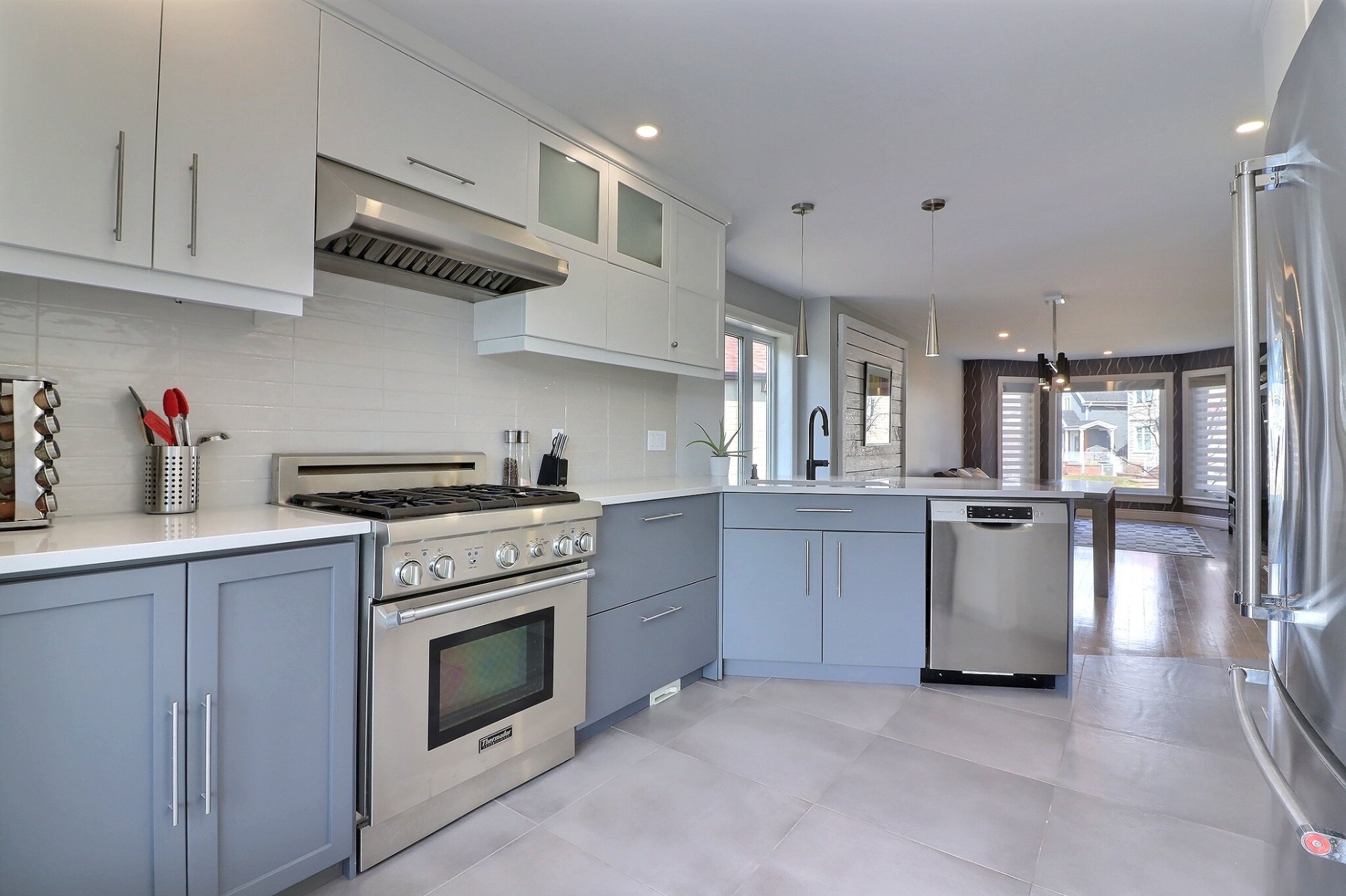 Photo - Kitchen